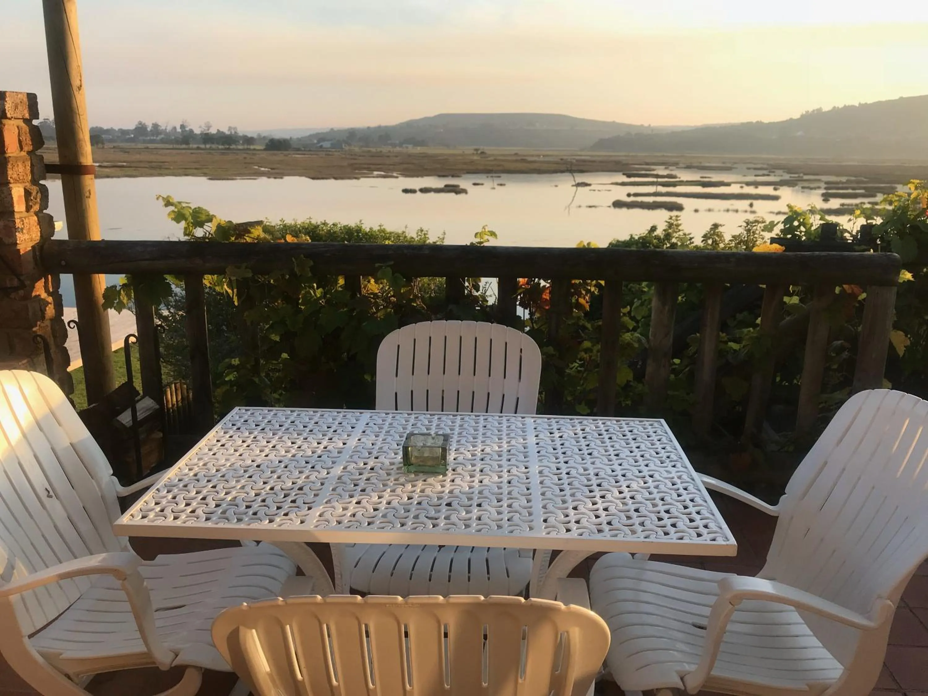 Apartment with Terrace in Moonriver Self Catering
