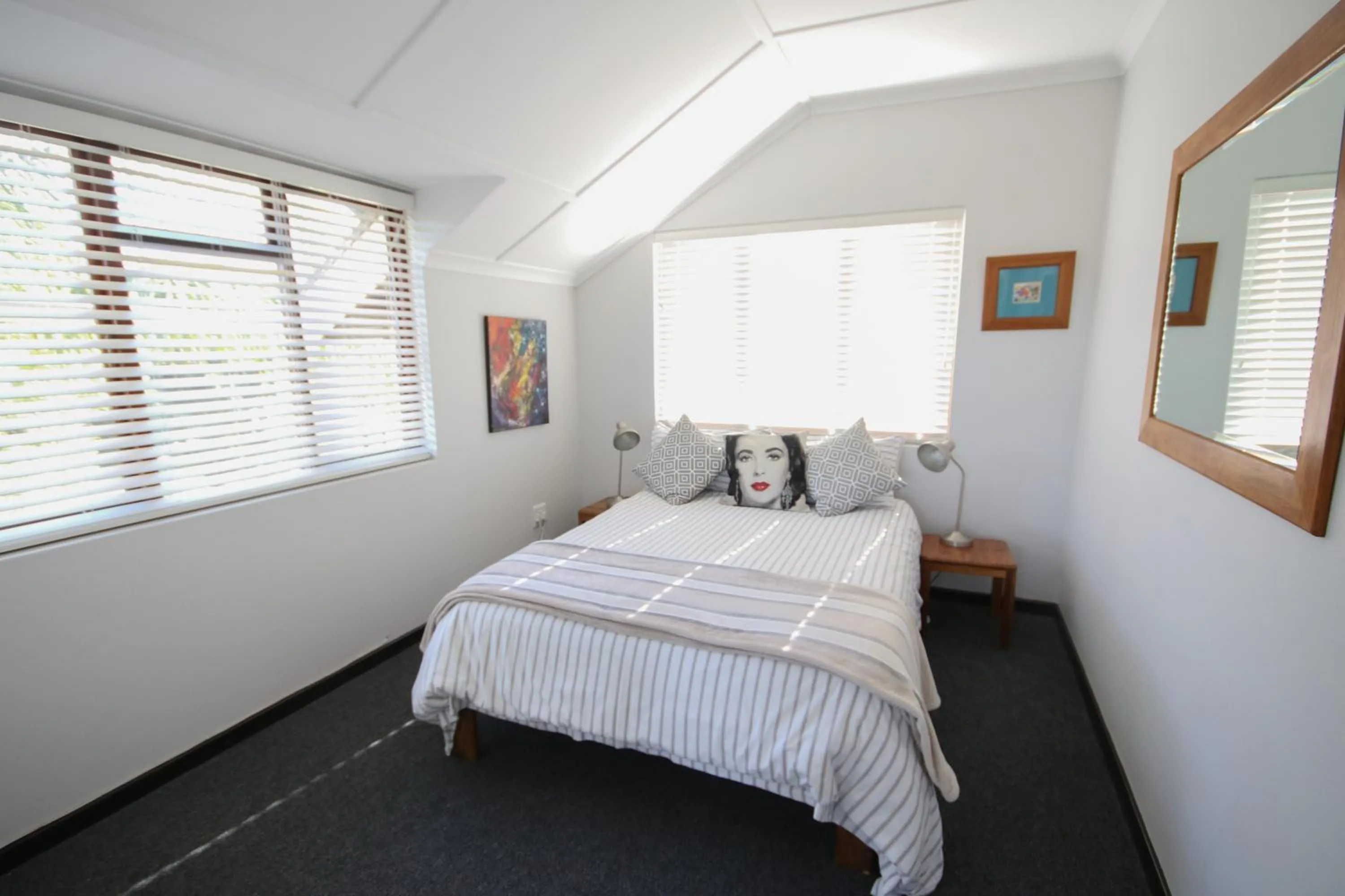 Apartment with Terrace in Moonriver Self Catering