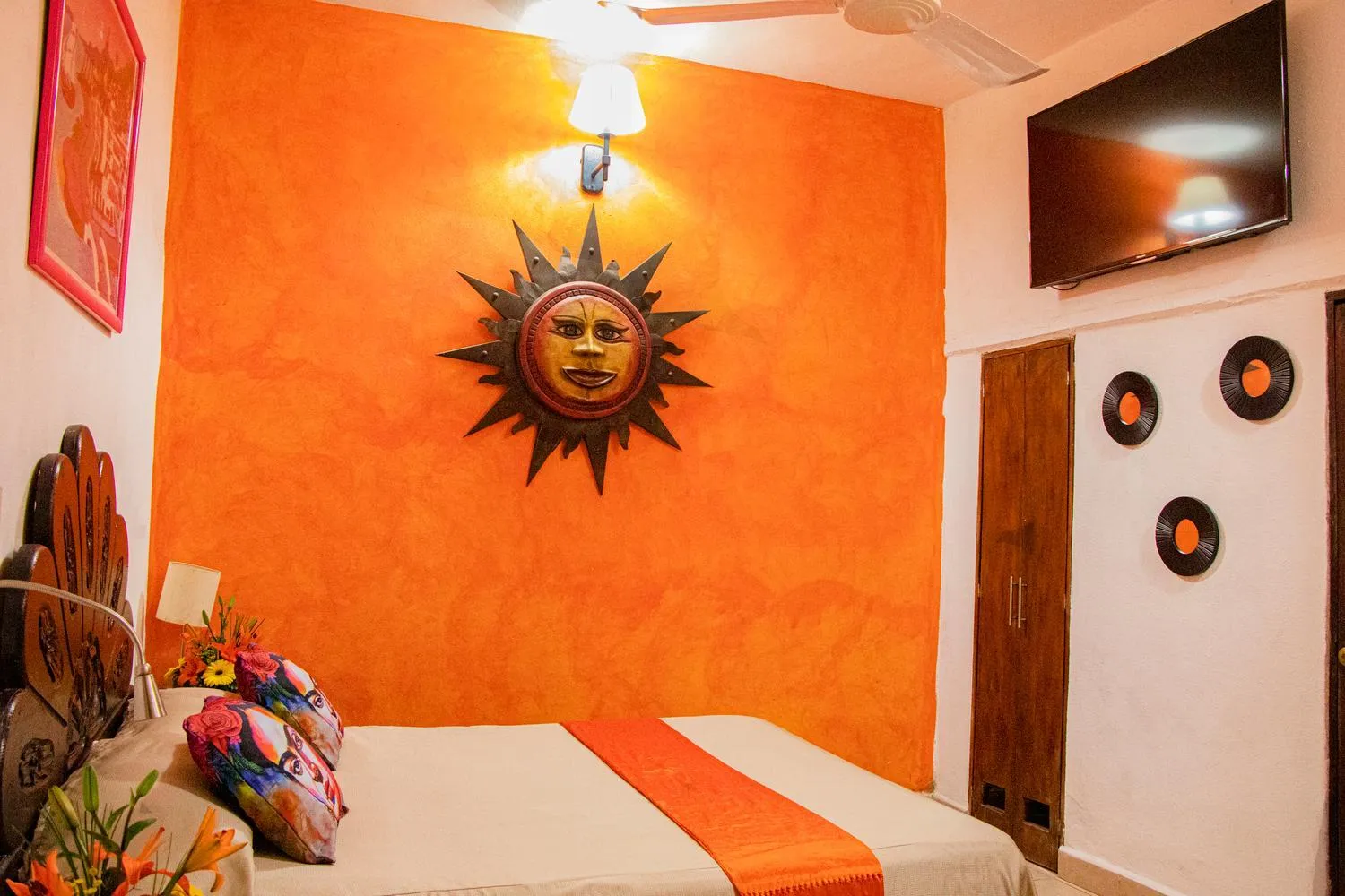 Bed in Hotel Posada De Roger - Near Los Muertos Beach