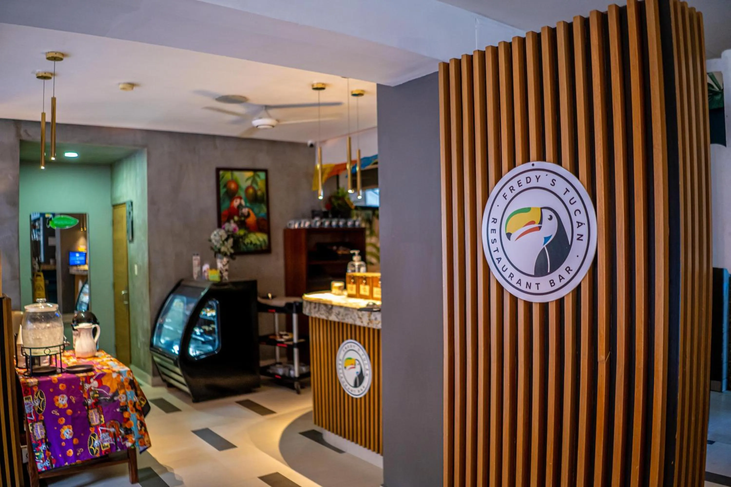 Restaurant/places to eat in Hotel Posada De Roger - Near Los Muertos Beach