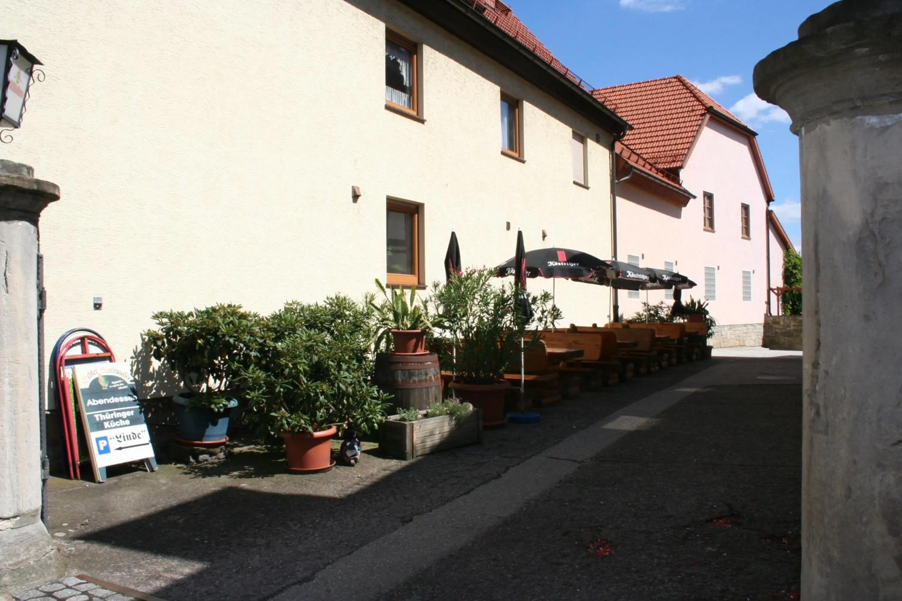 Patio in Gasthaus & Hotel Zur Linde