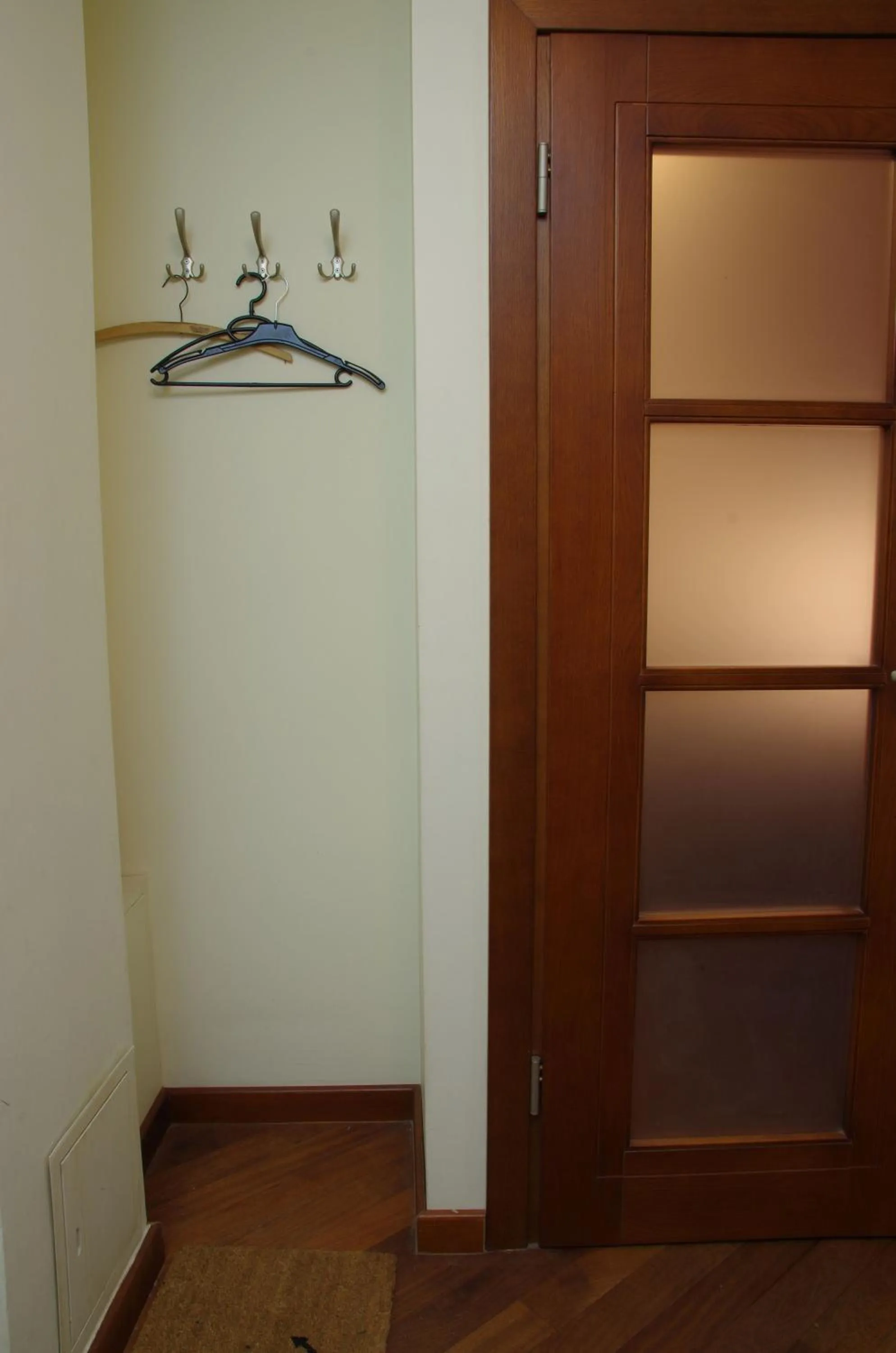 Area and facilities in Szucha Apartments