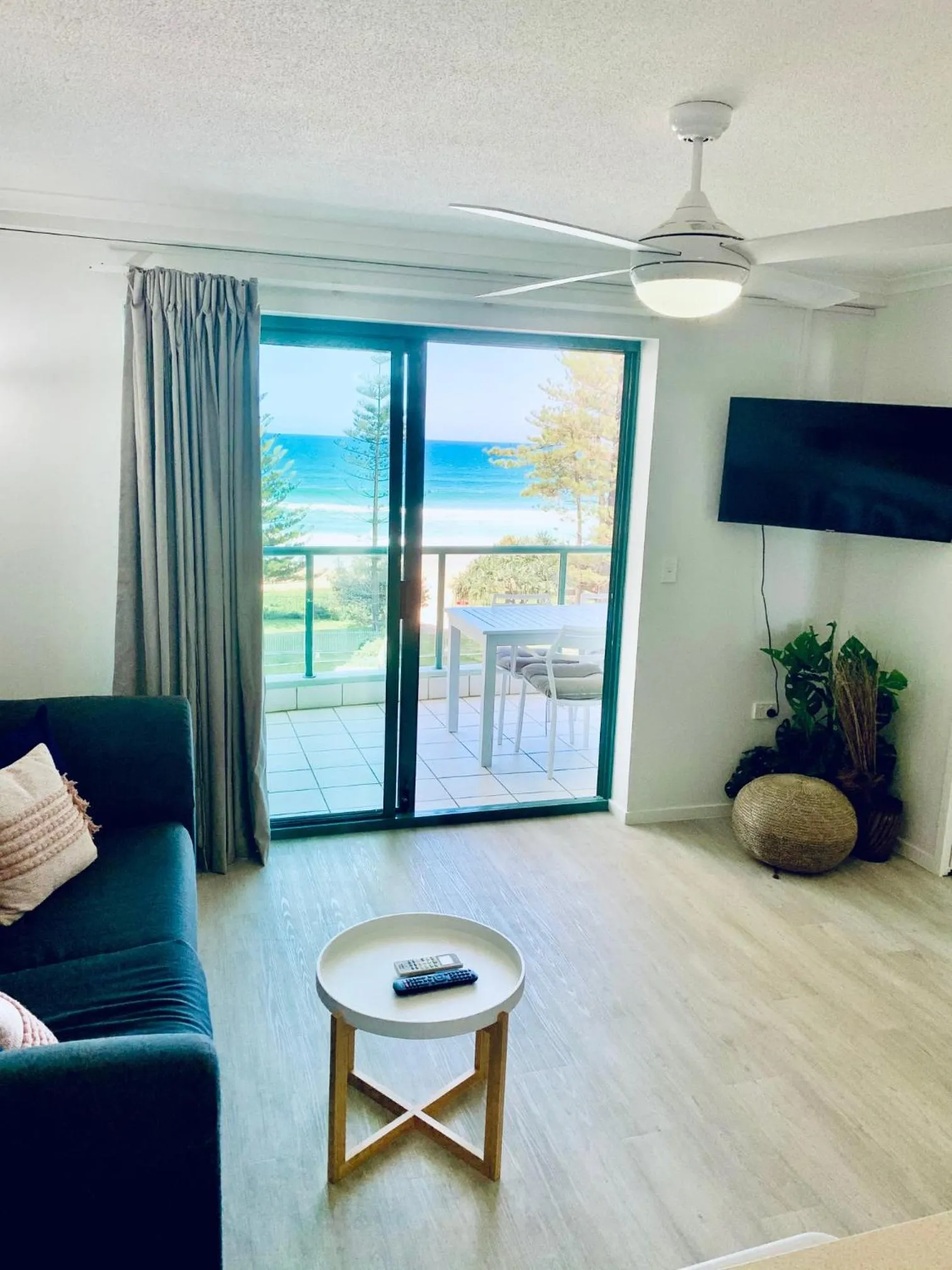 Deluxe Apartment in Emerald Sands Holiday Apartments