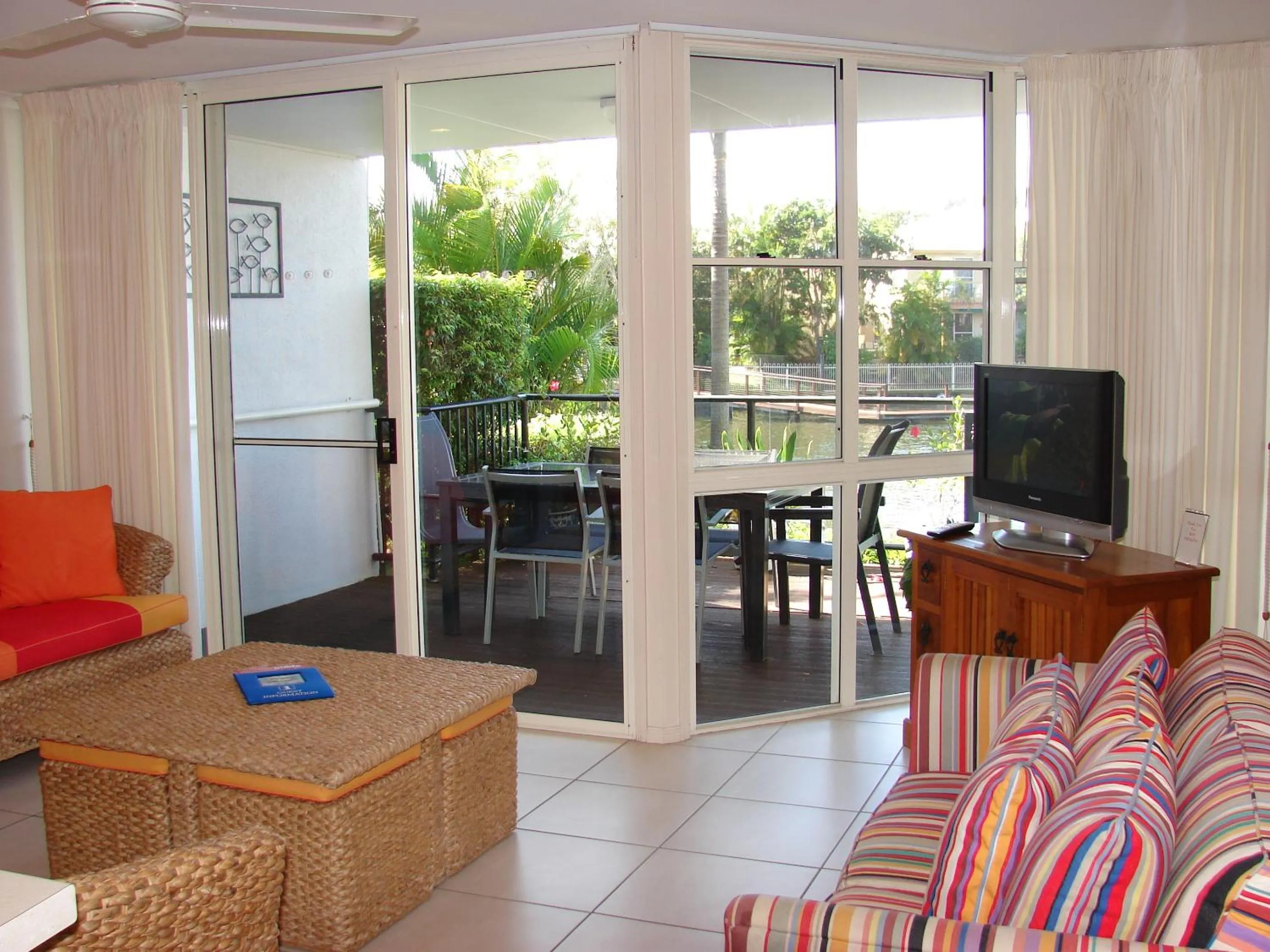 TV and multimedia in Portside Noosa Waters