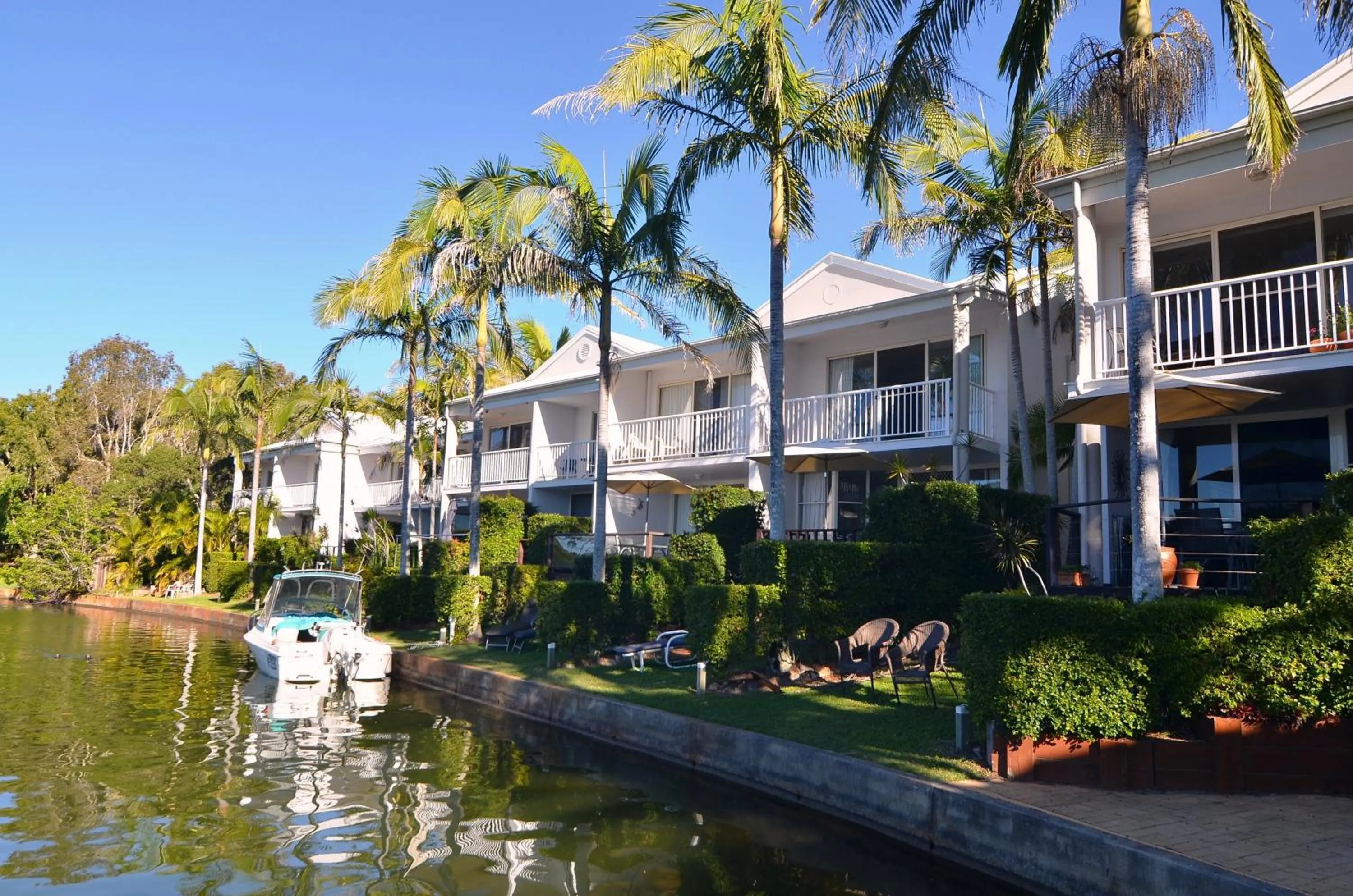 Facade/entrance in Portside Noosa Waters