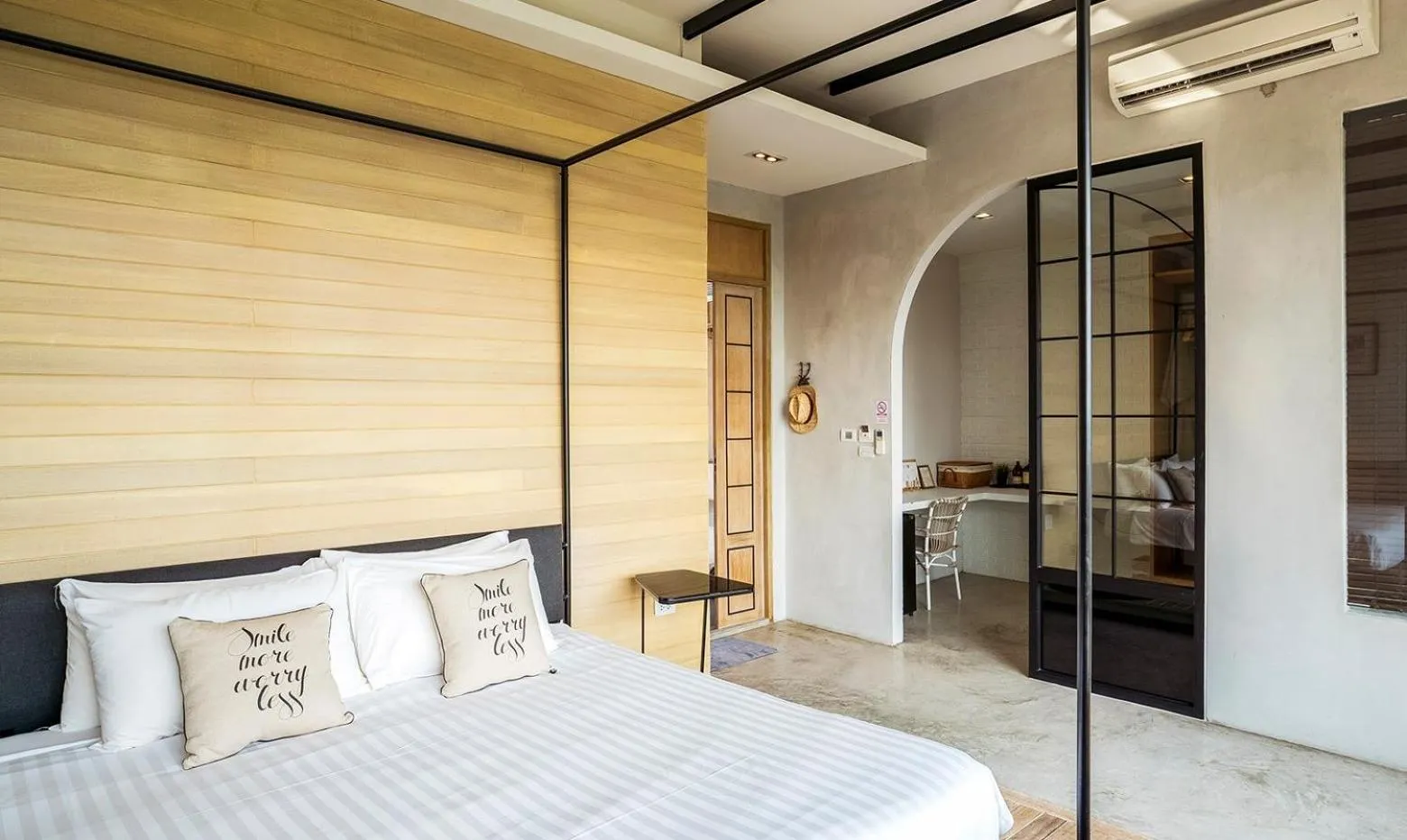 Bed in Siambeach Resort