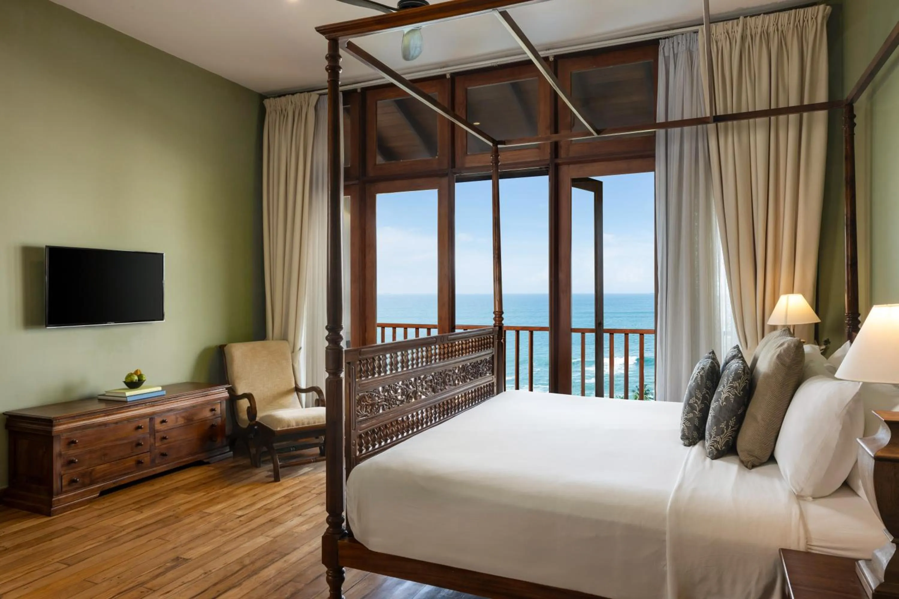 Bed in Jetwing Lighthouse, A Luxury Reserve