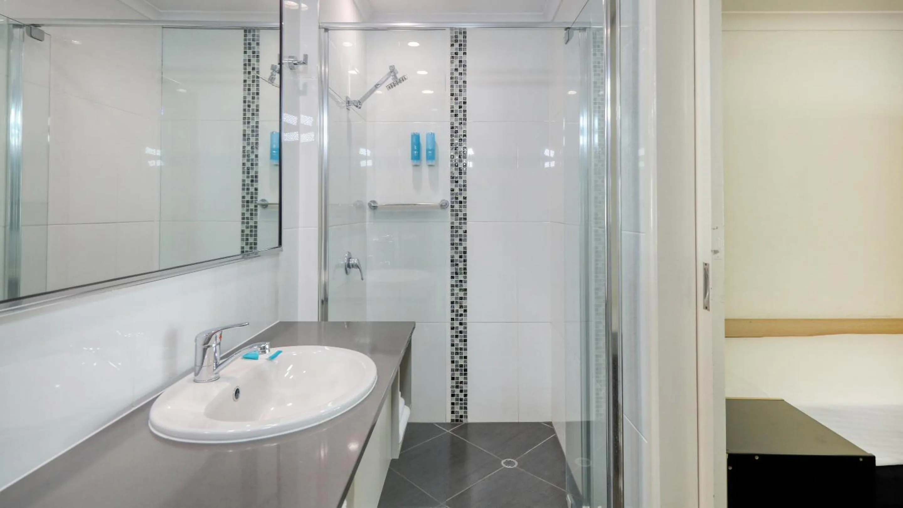 Bathroom in Best Western Cattle City Motor Inn