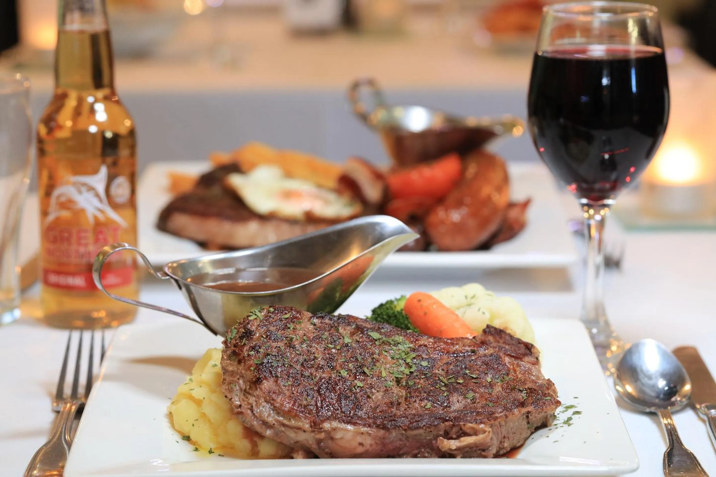 Dinner in Best Western Cattle City Motor Inn