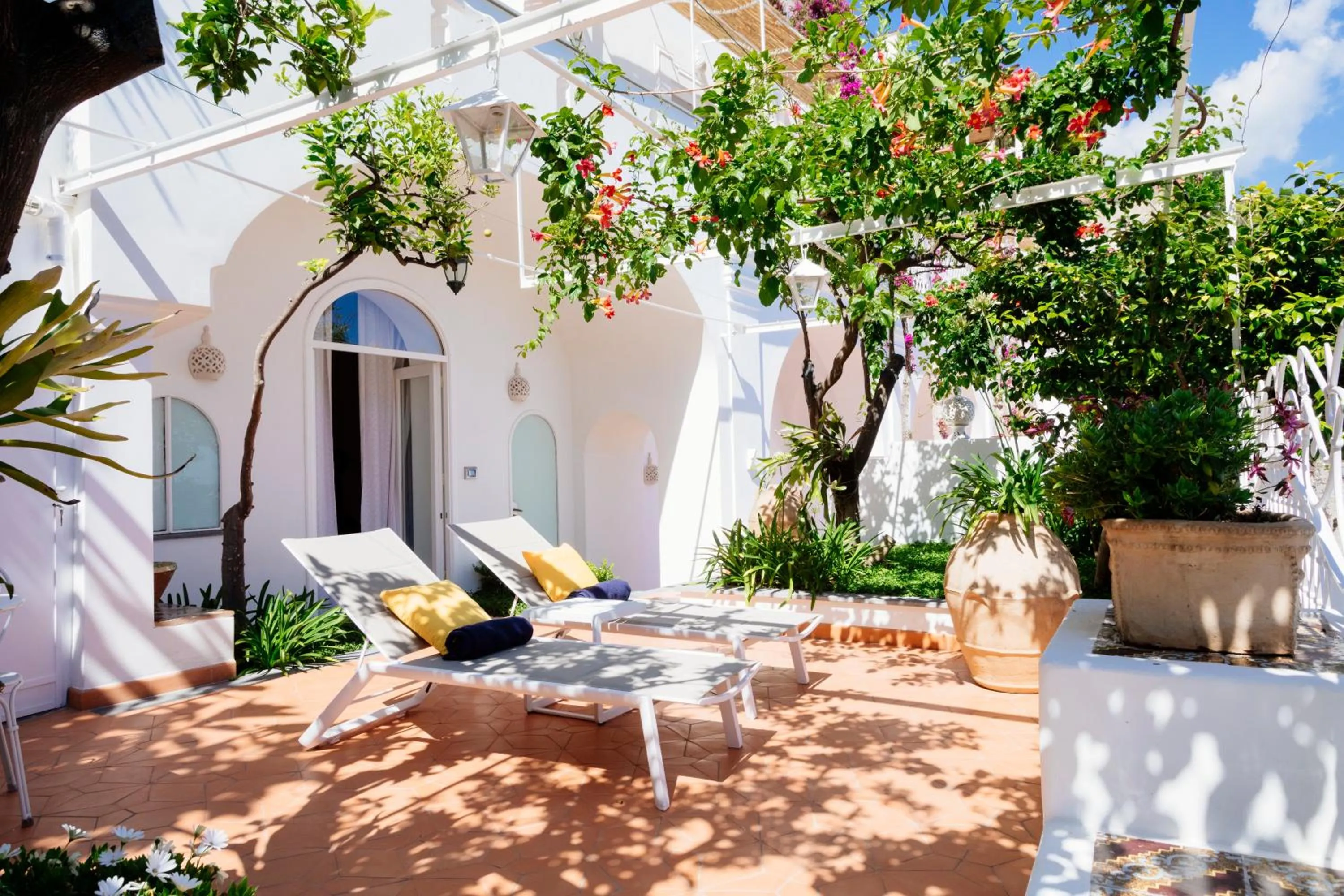 Seating area in La Bizantina Luxury Villa