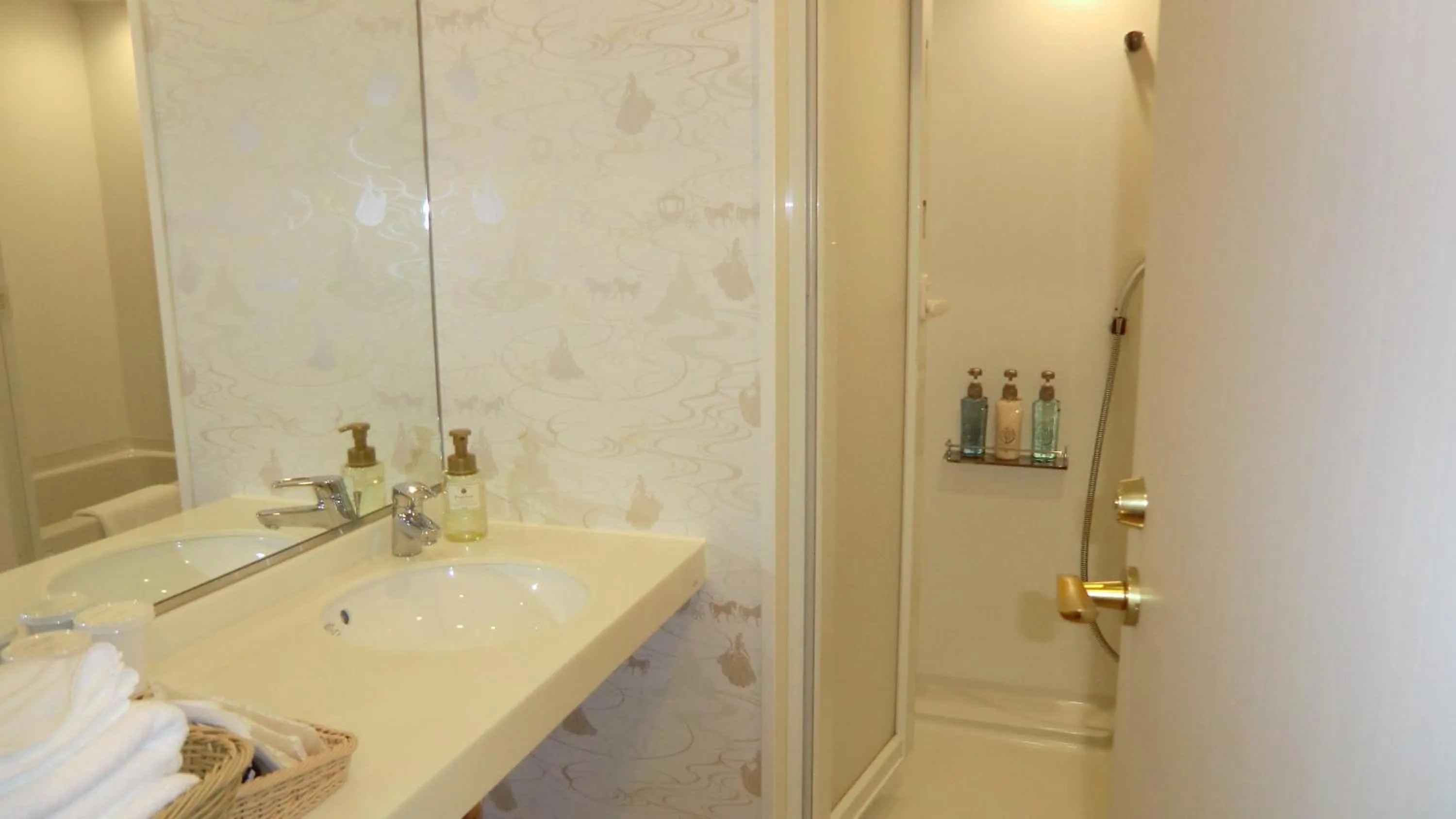 Shower in CVS Bay Hotel New Building