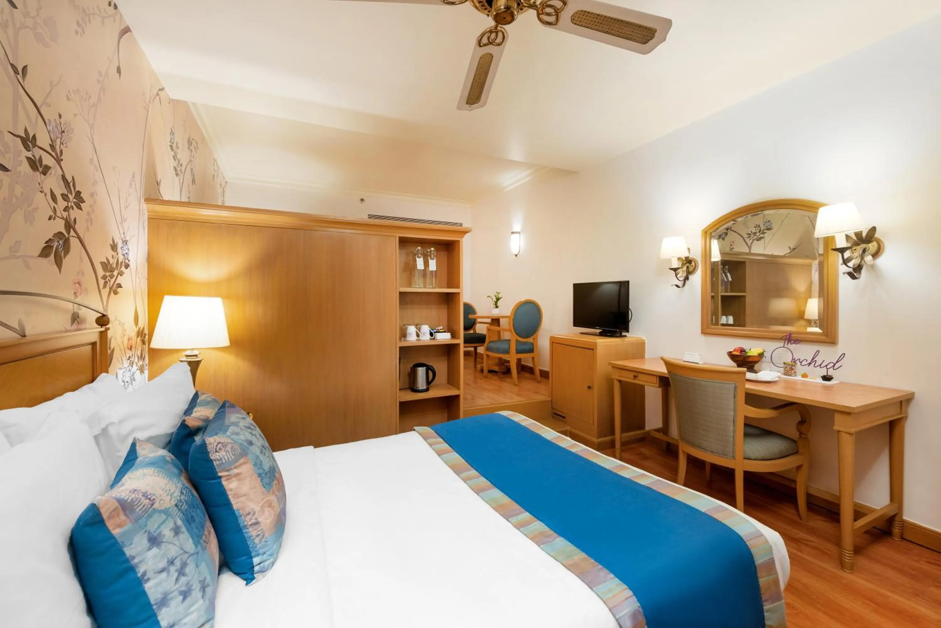 Bed in The Orchid Hotel Mumbai Vile Parle