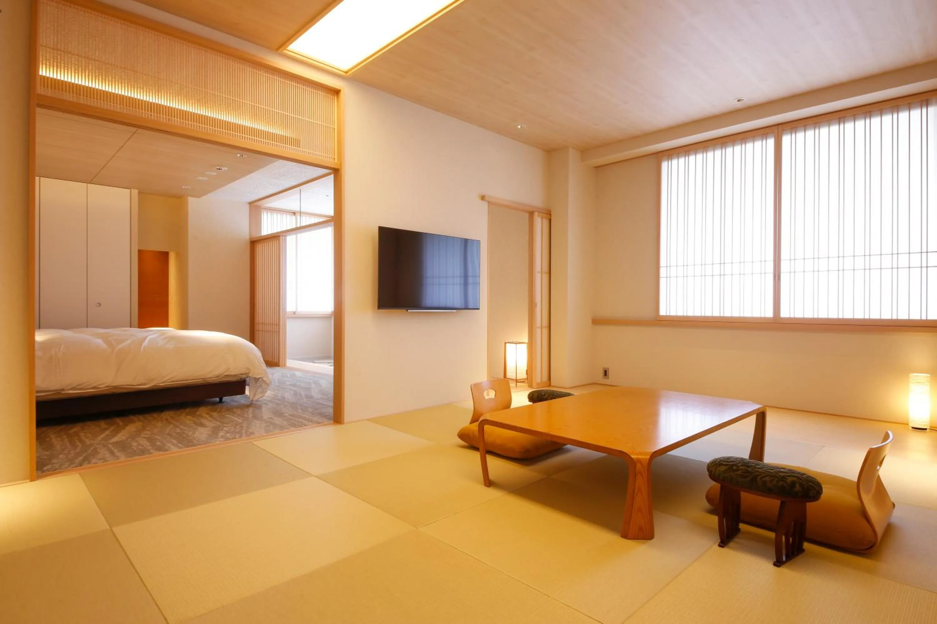Bed in Hotel Honnoji