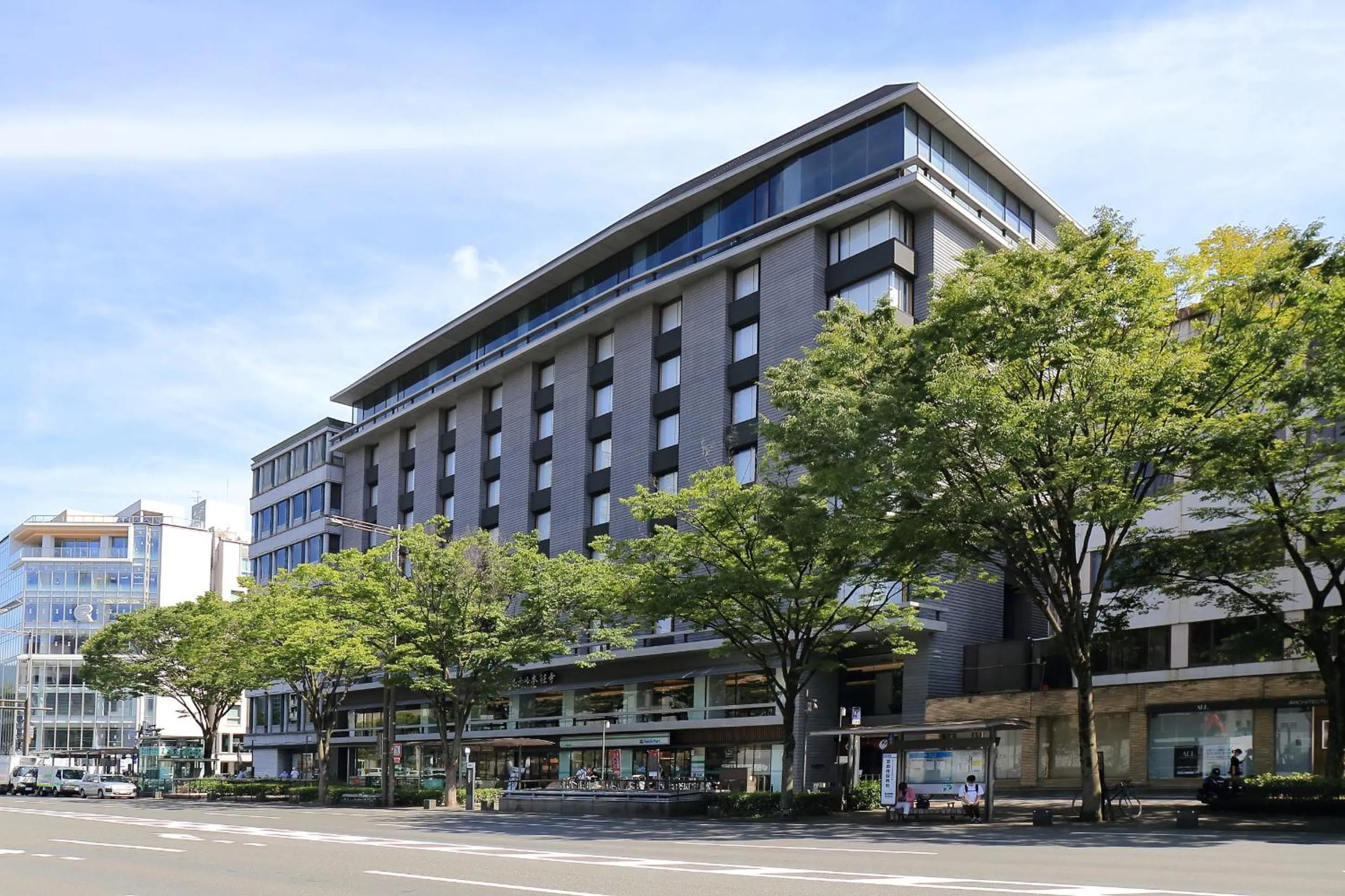 Property building in Hotel Honnoji