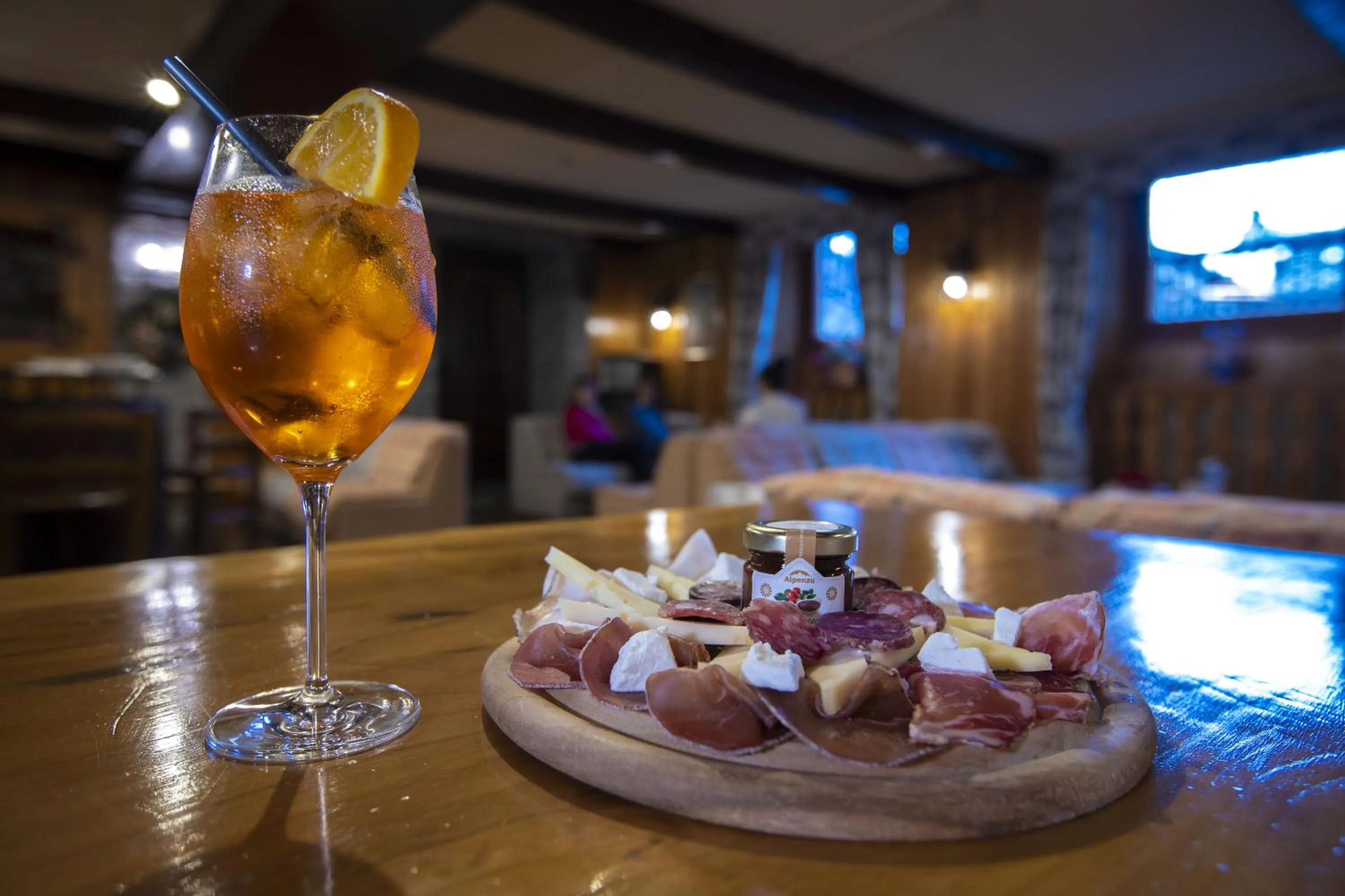 Restaurant/places to eat in Hotel Des Glaciers