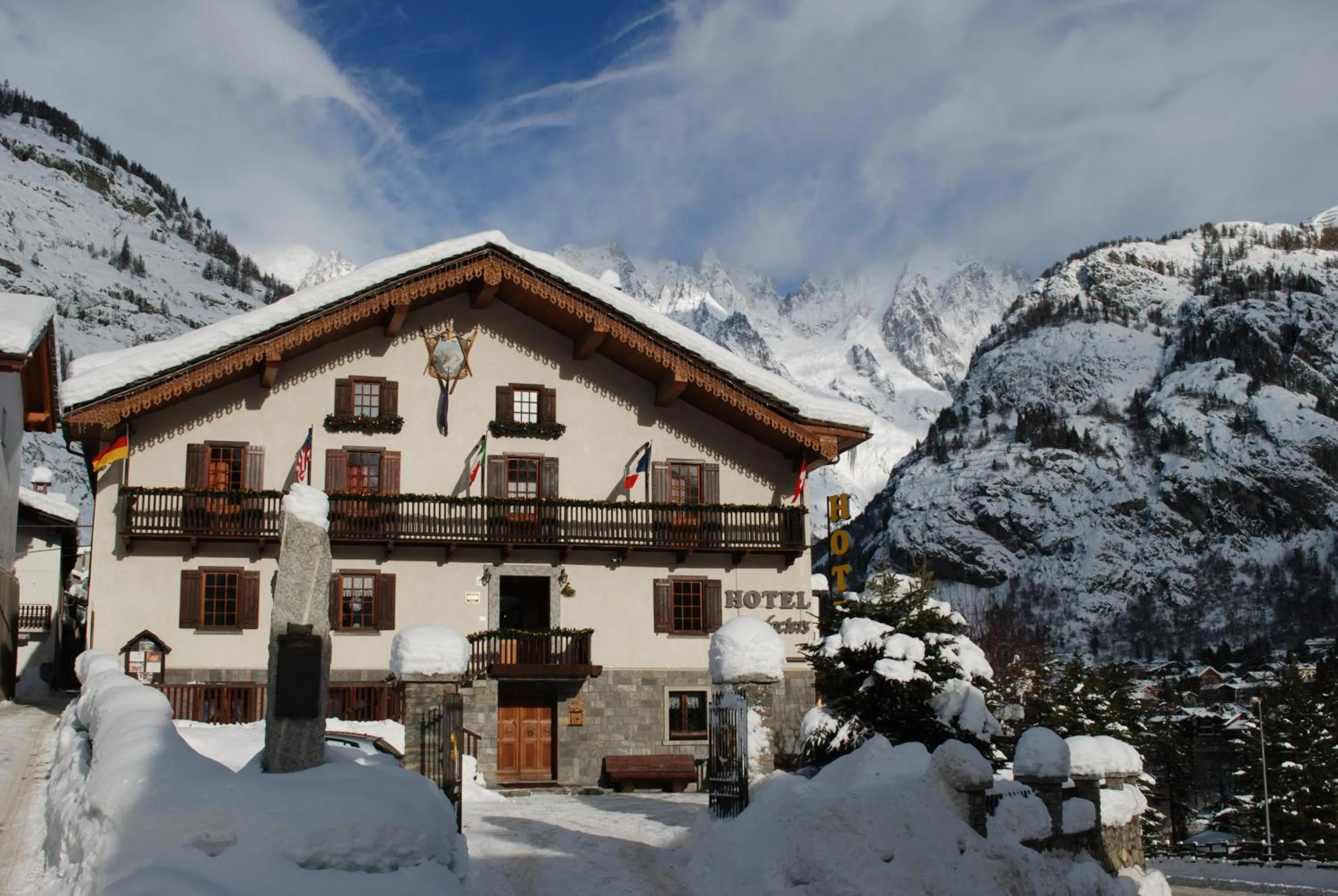 Property building in Hotel Des Glaciers