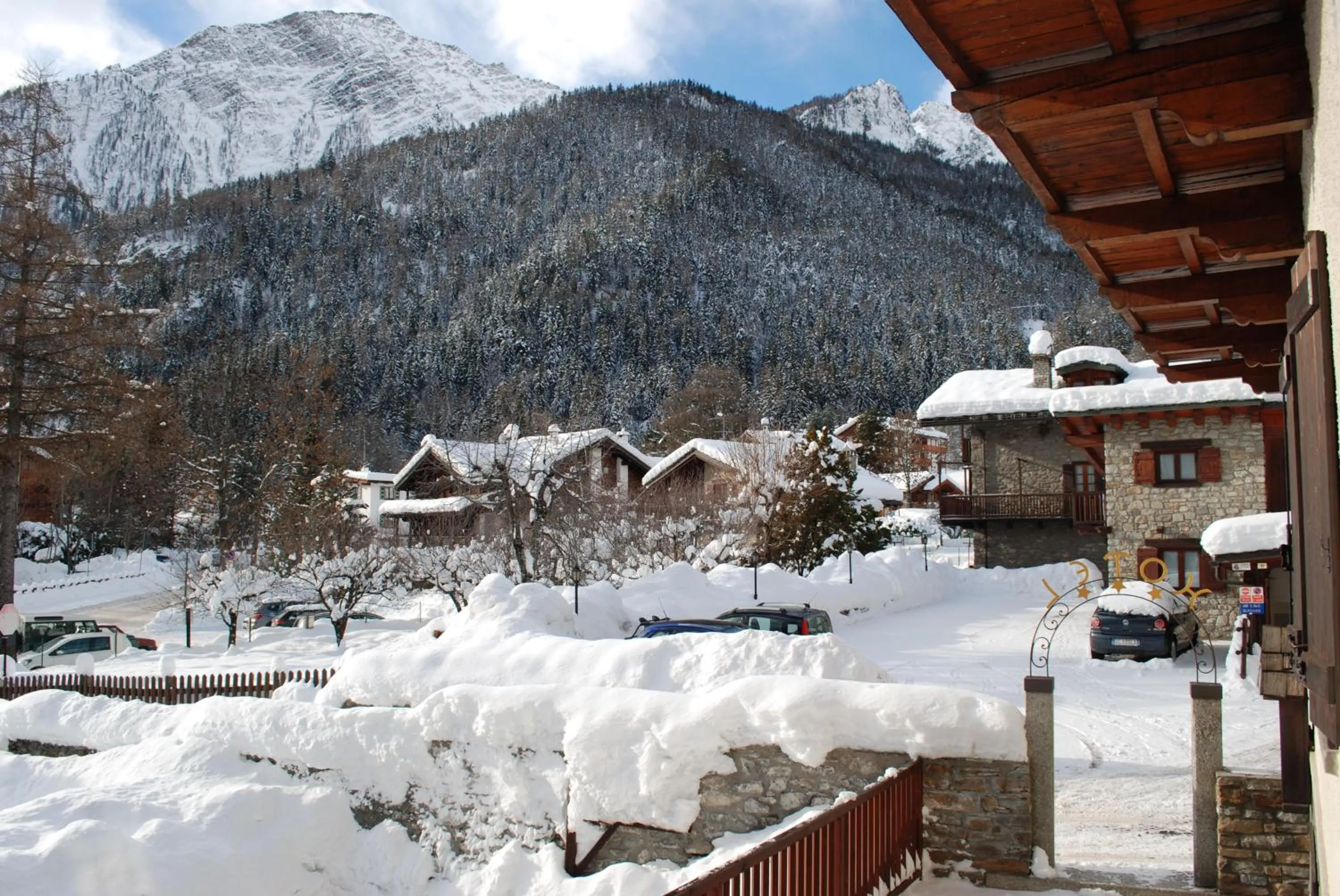 Property building in Hotel Des Glaciers
