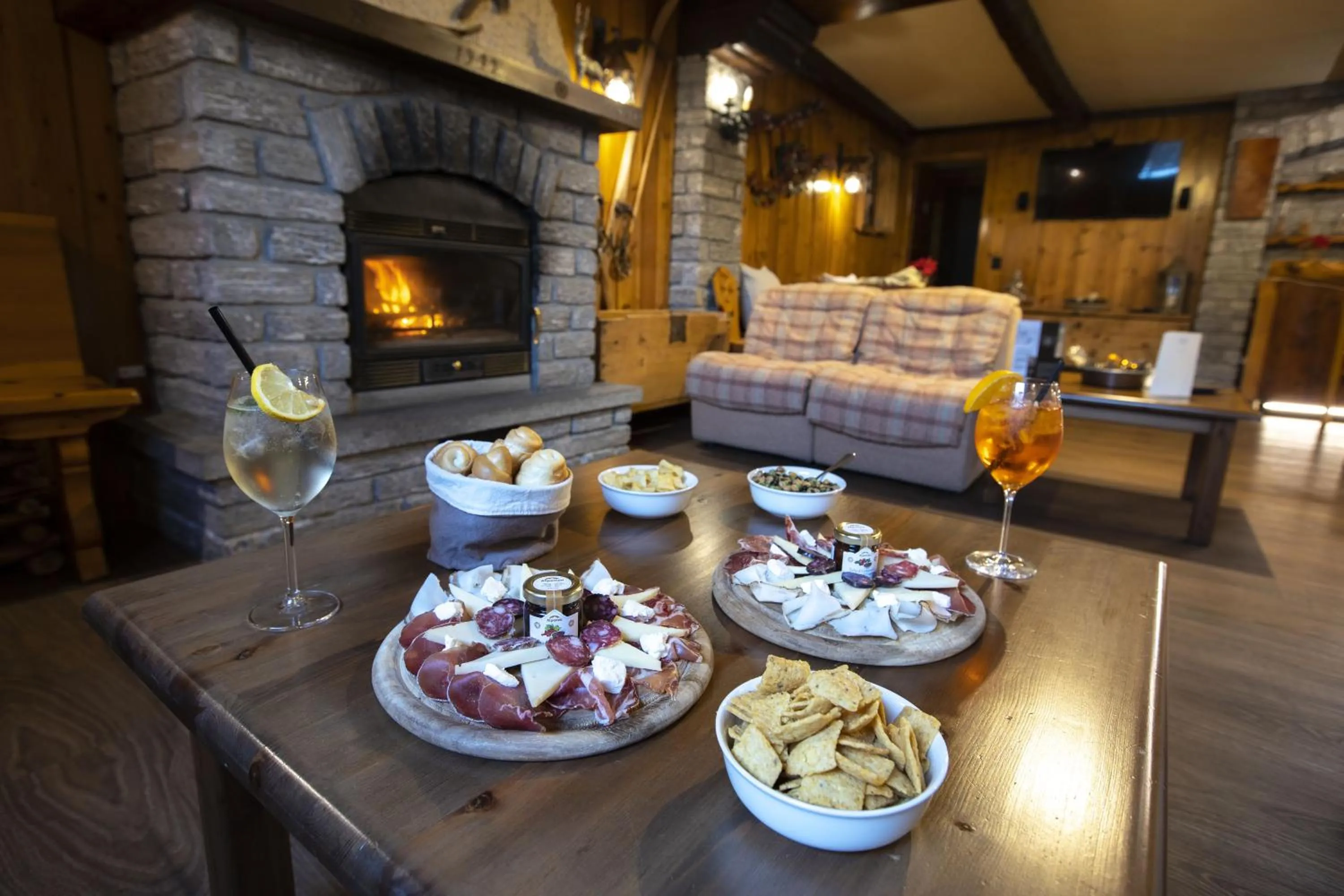 Restaurant/places to eat in Hotel Des Glaciers