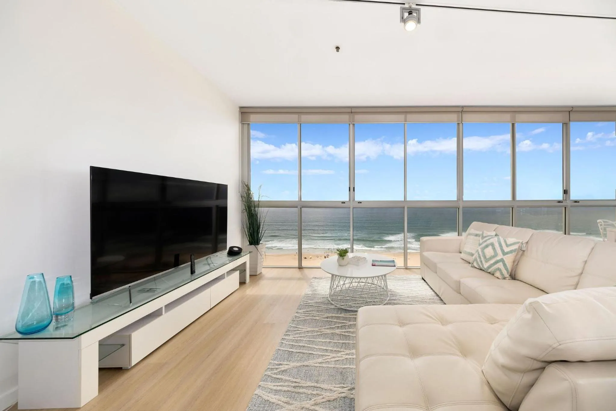 Living room in ULTIQA Air On Broadbeach