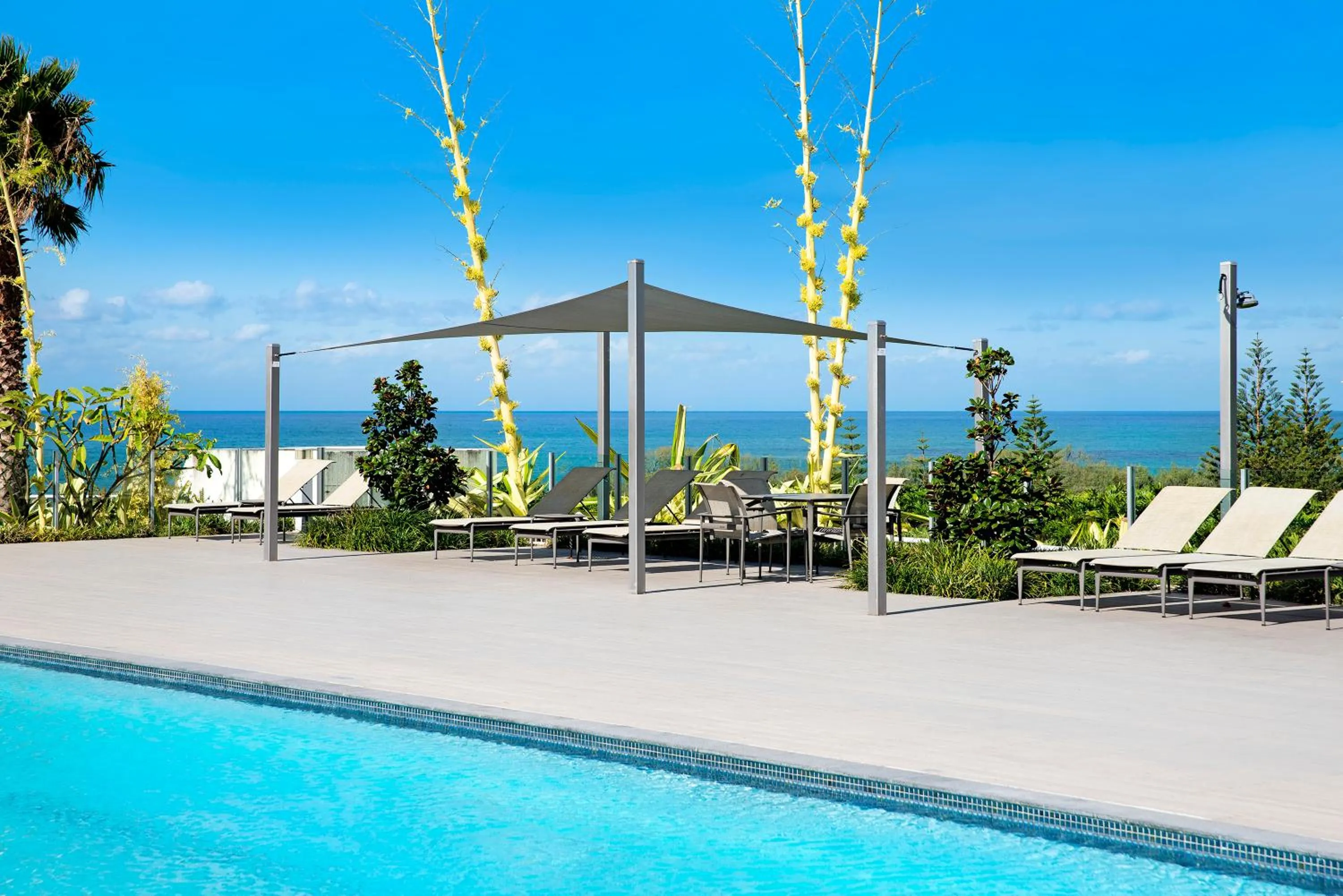 Swimming pool in ULTIQA Air On Broadbeach