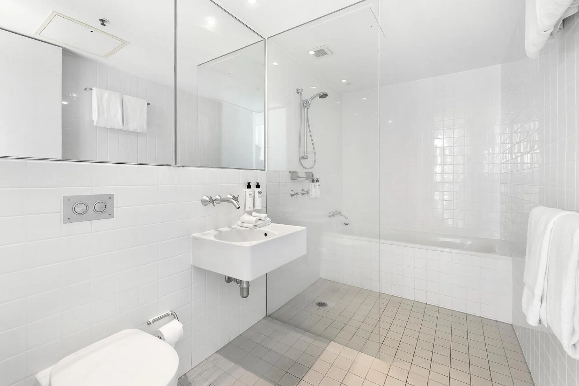 Bathroom in ULTIQA Air On Broadbeach