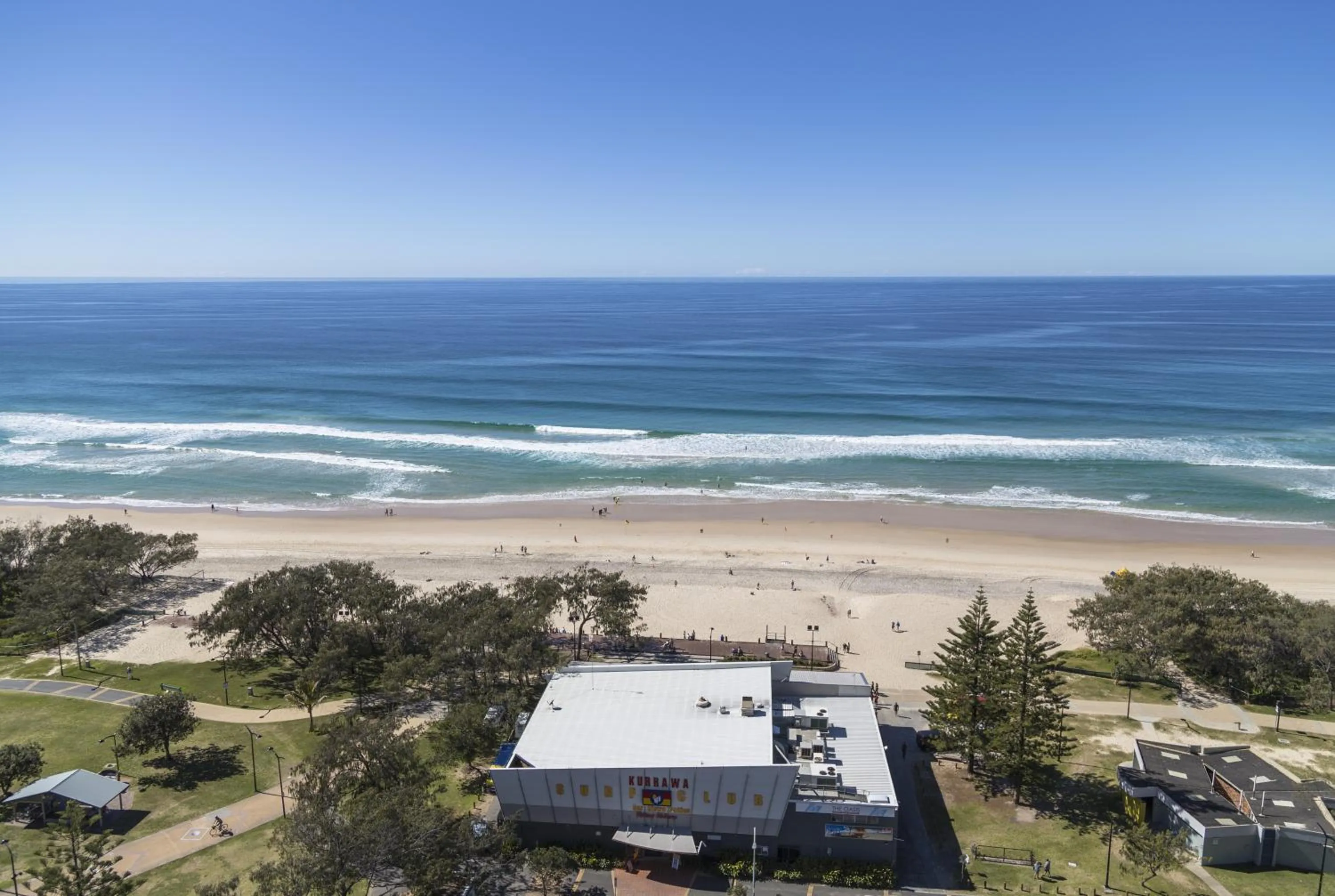 Day in ULTIQA Air On Broadbeach