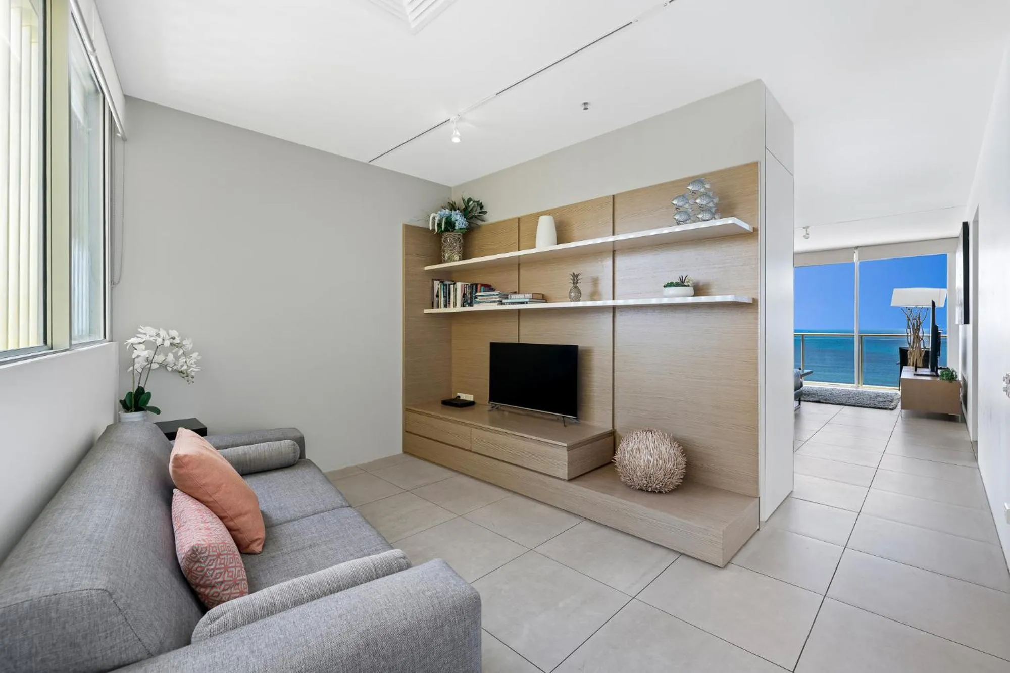 TV and multimedia in ULTIQA Air On Broadbeach