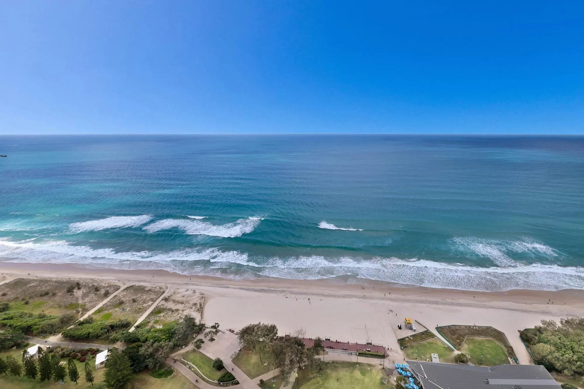 Sea view in ULTIQA Air On Broadbeach