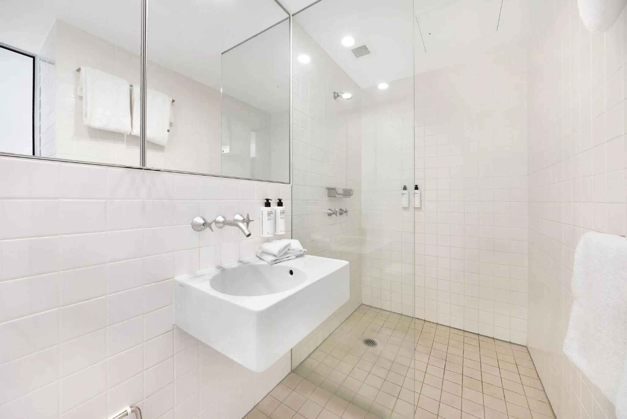 Bathroom in ULTIQA Air On Broadbeach