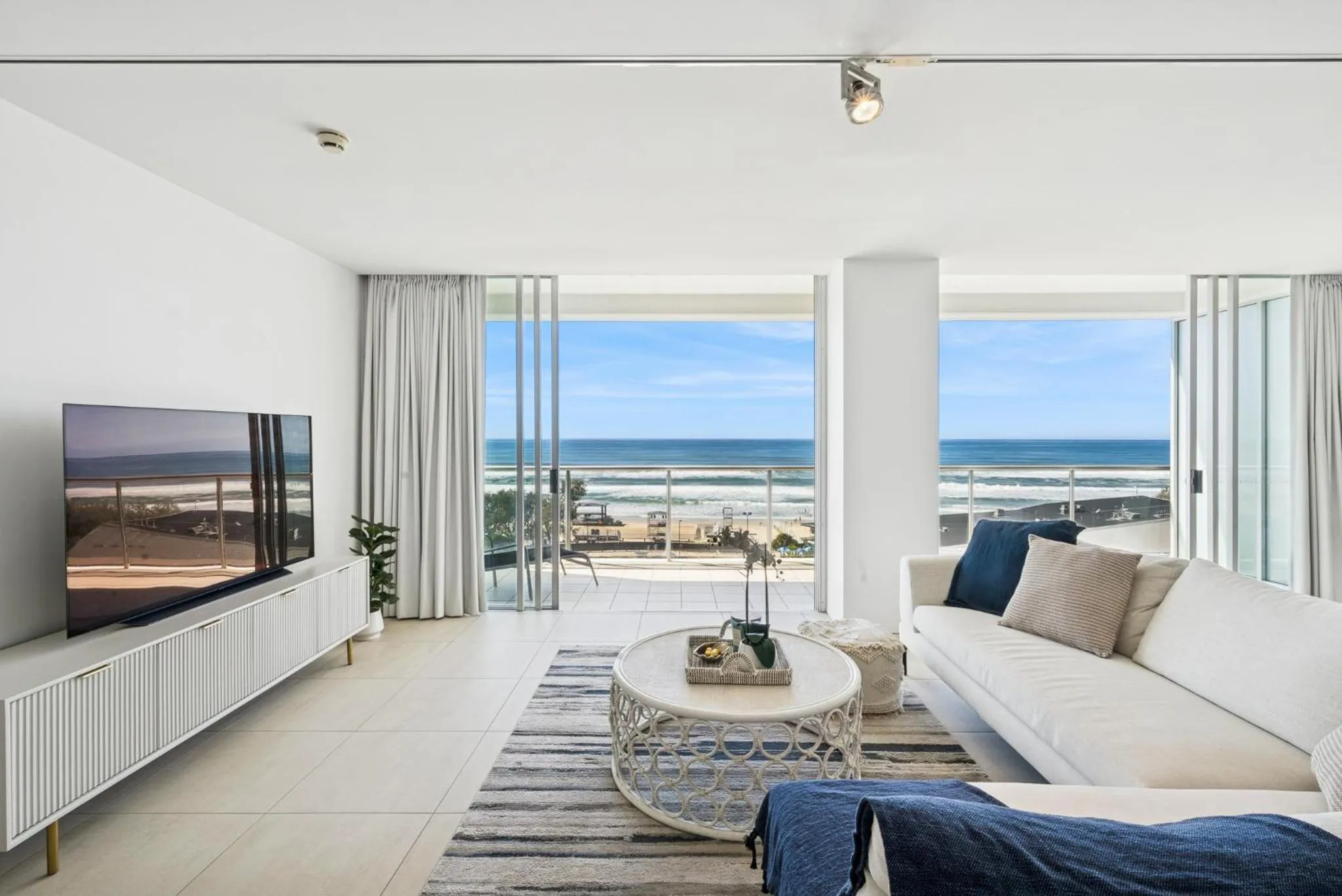 Bed in ULTIQA Air On Broadbeach