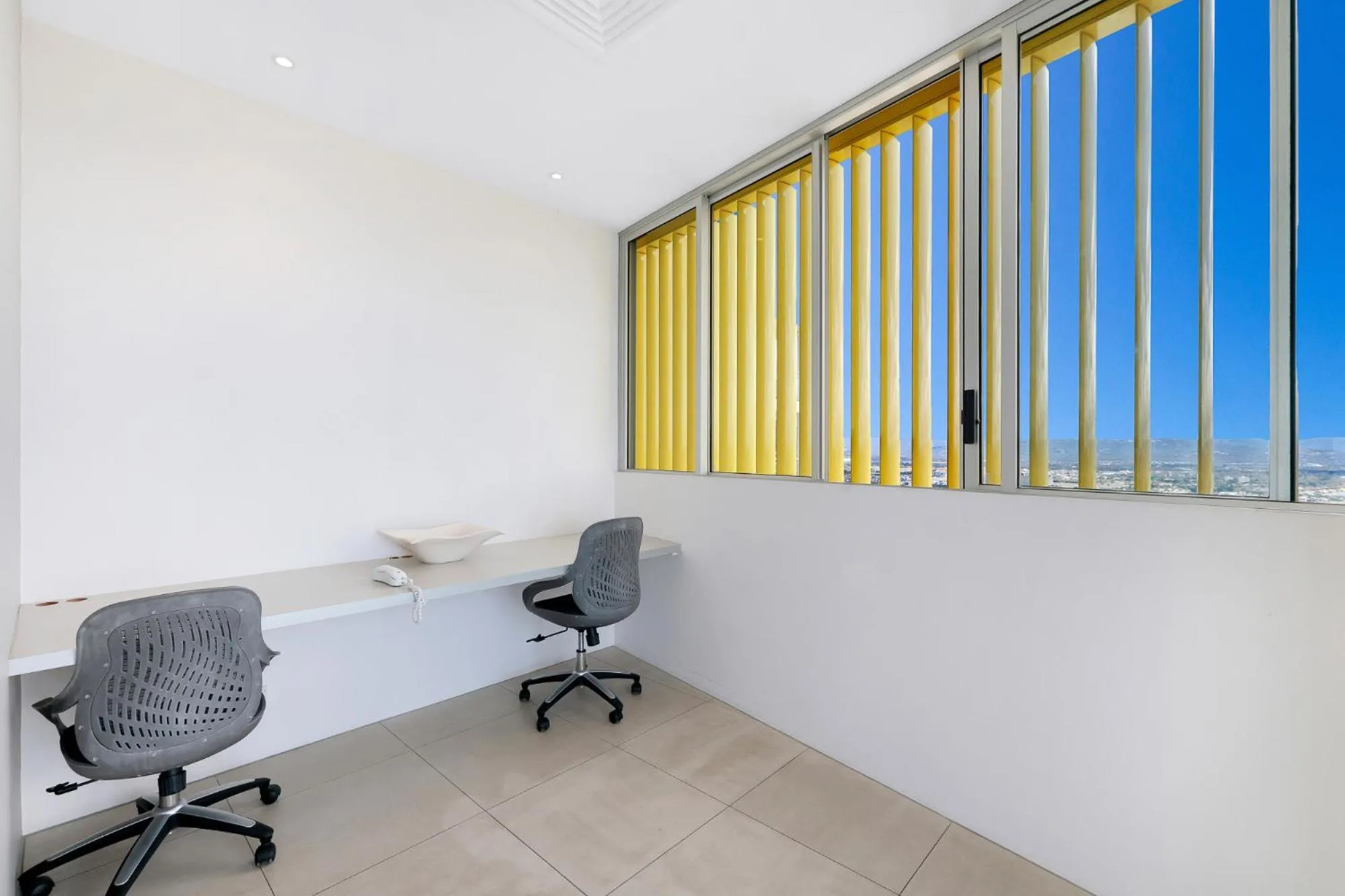 Seating area in ULTIQA Air On Broadbeach