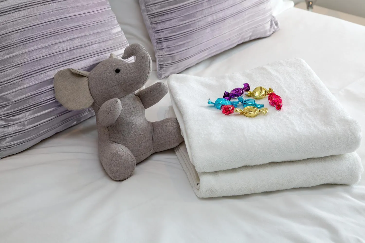 Bedroom, Bed in Deluxe Central London Apartment