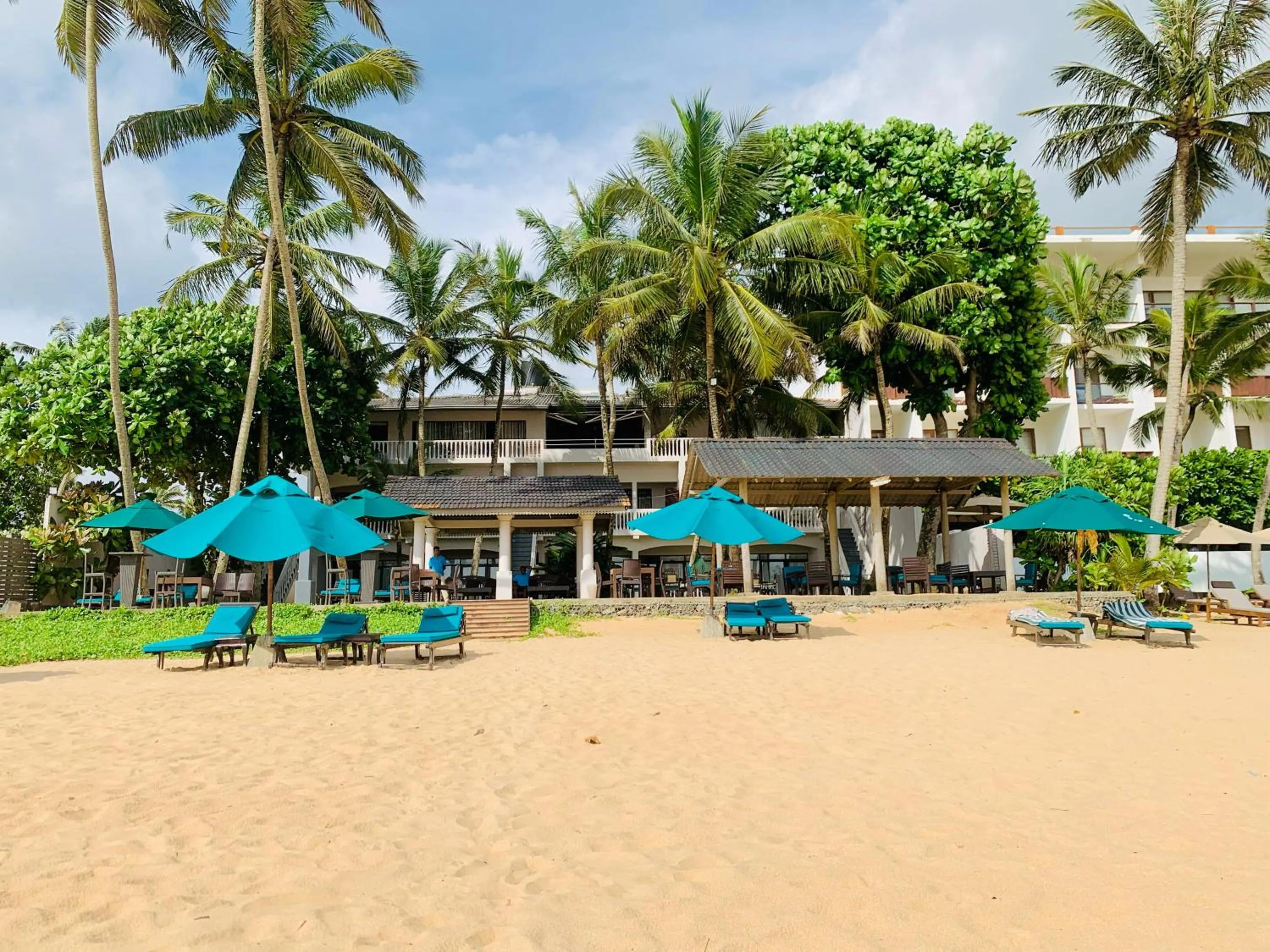 Beach in Suite Lanka