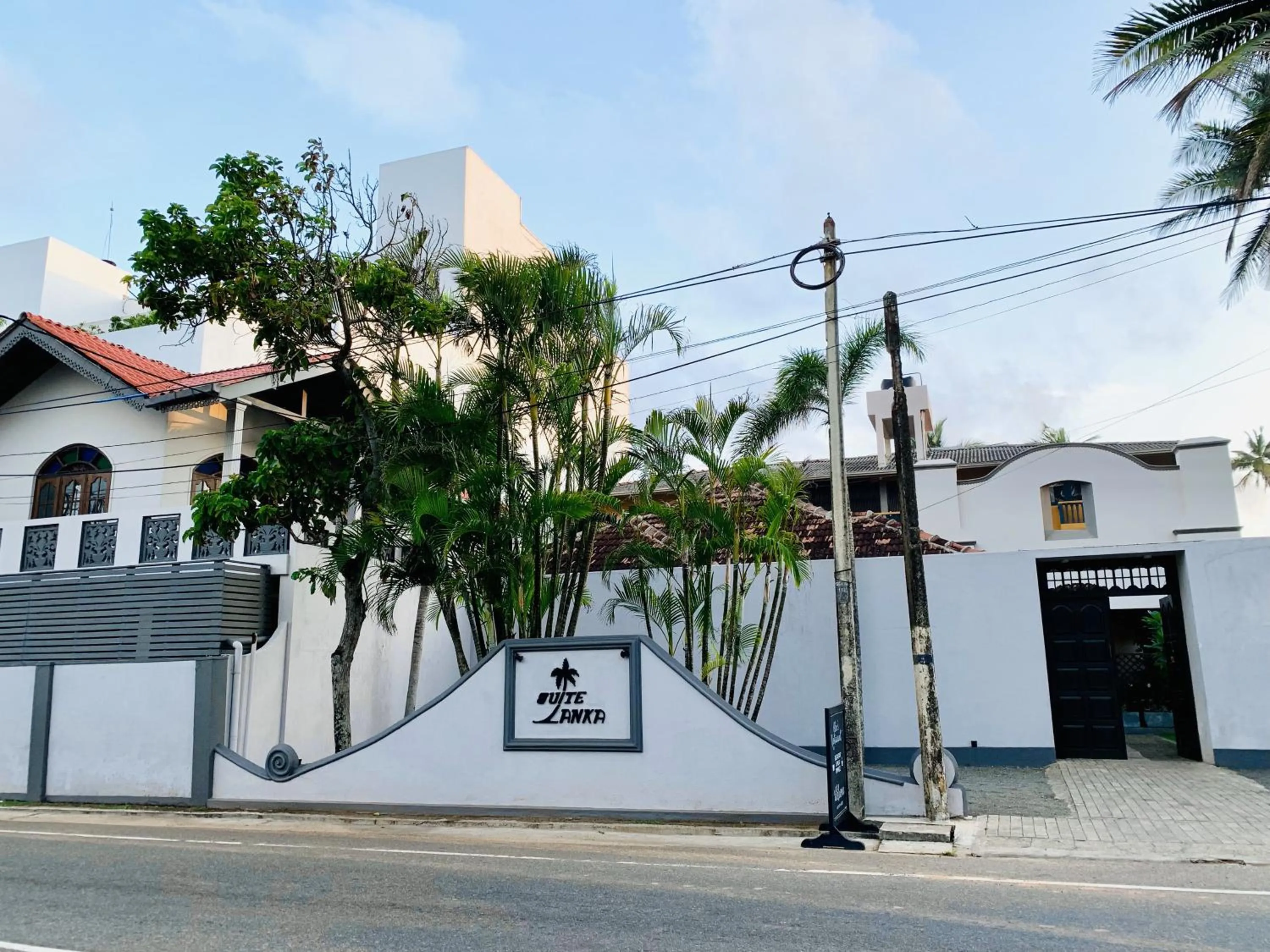 Property building in Suite Lanka