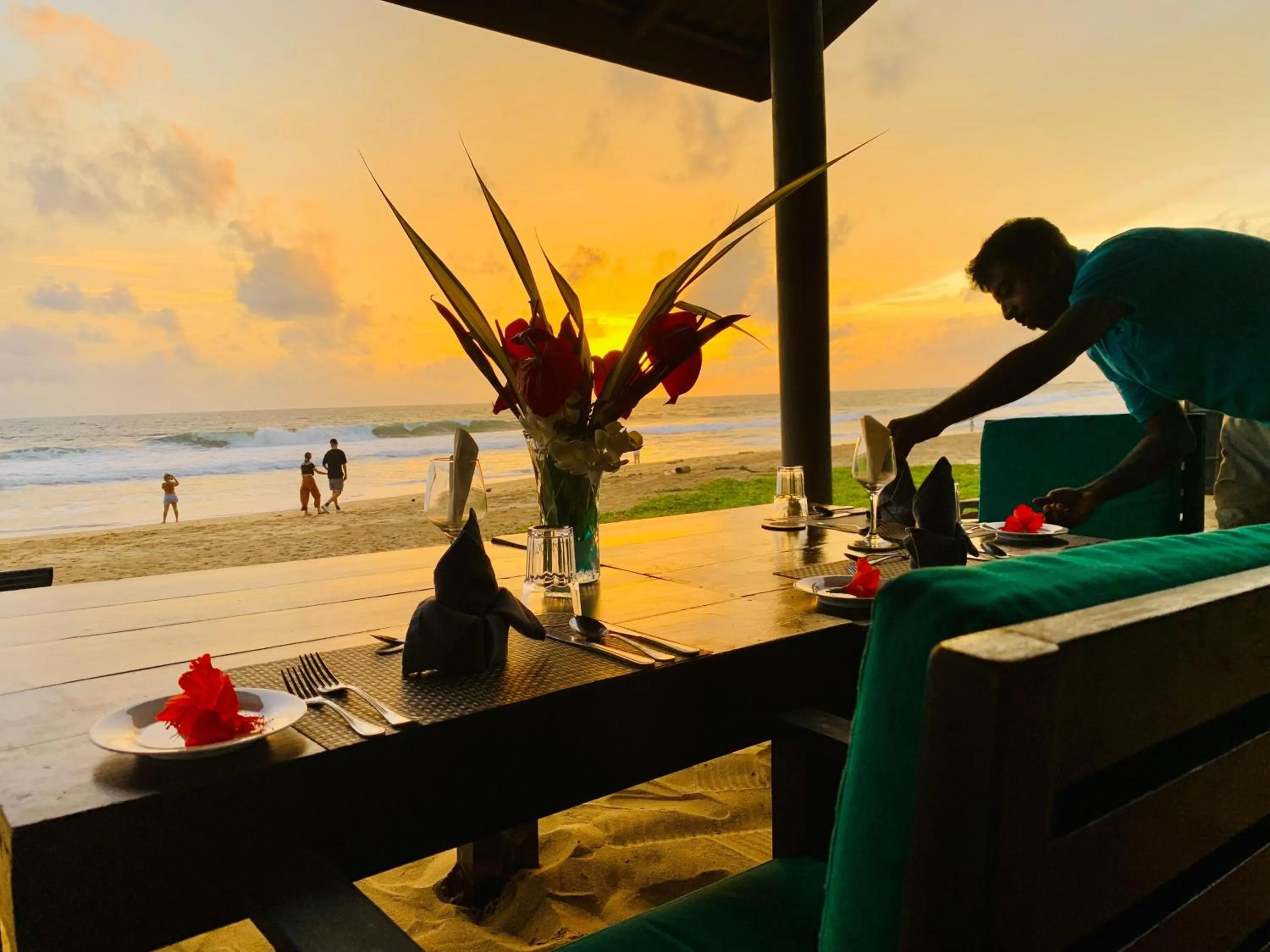 Restaurant/places to eat in Suite Lanka