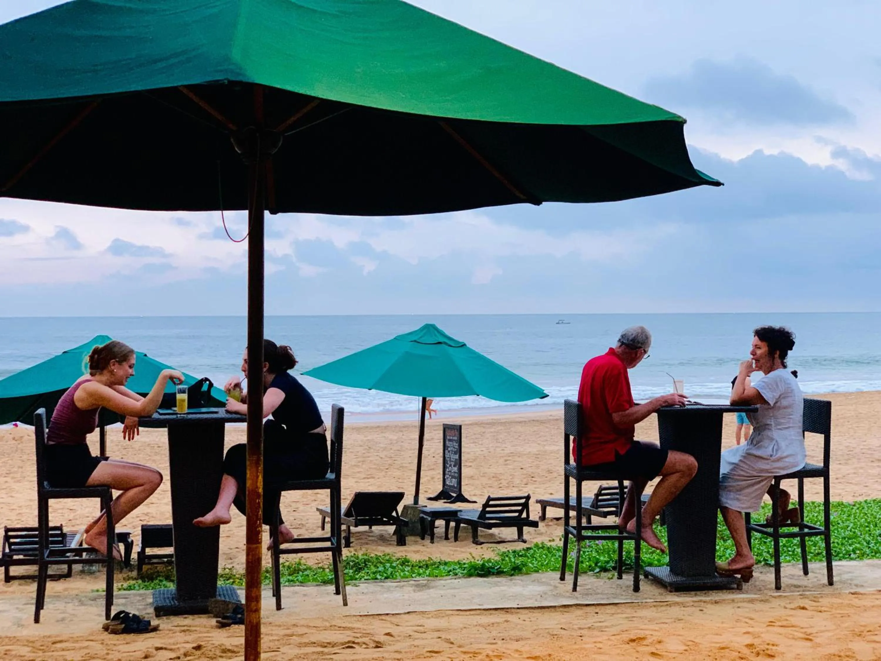 Beach in Suite Lanka