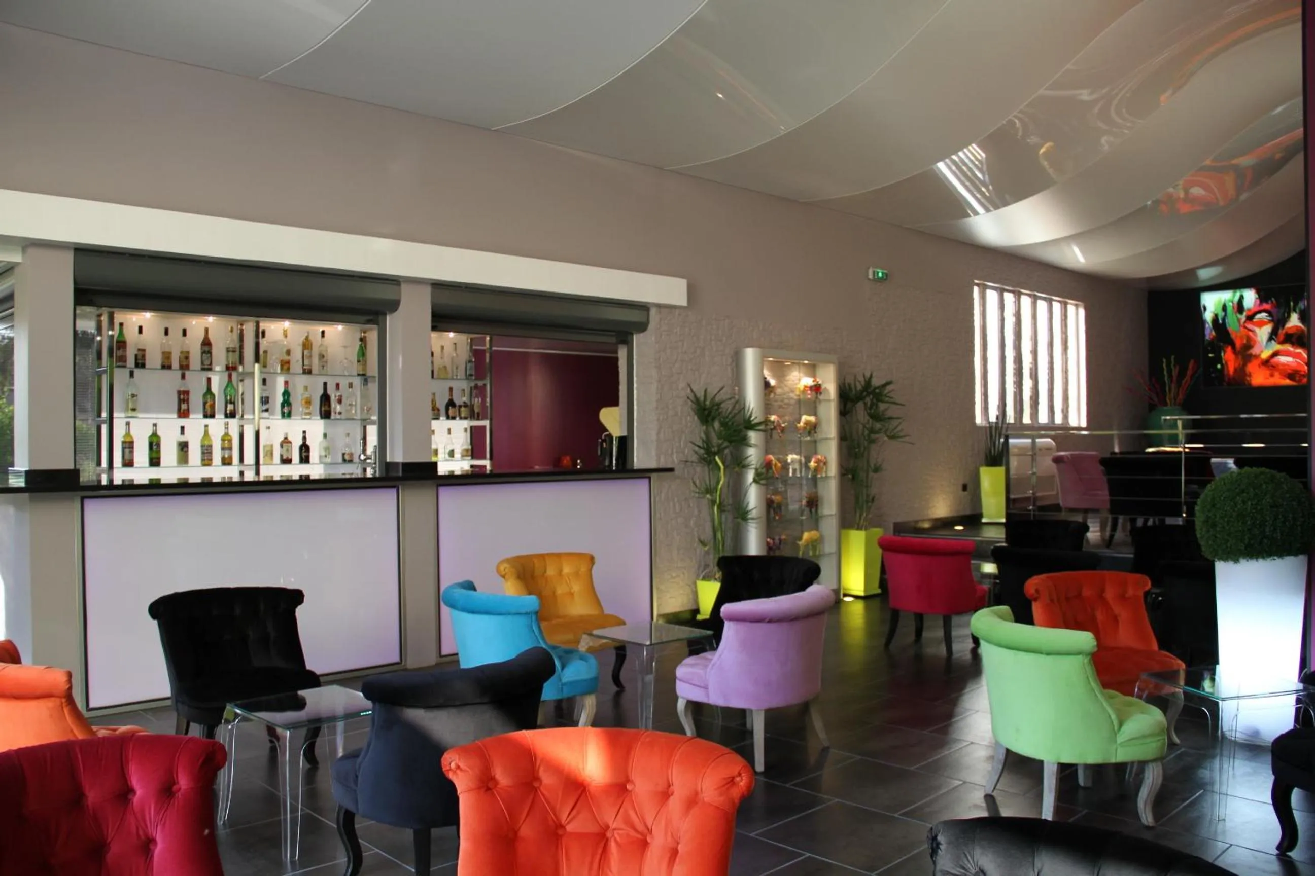 Lounge or bar in Isola Hôtel