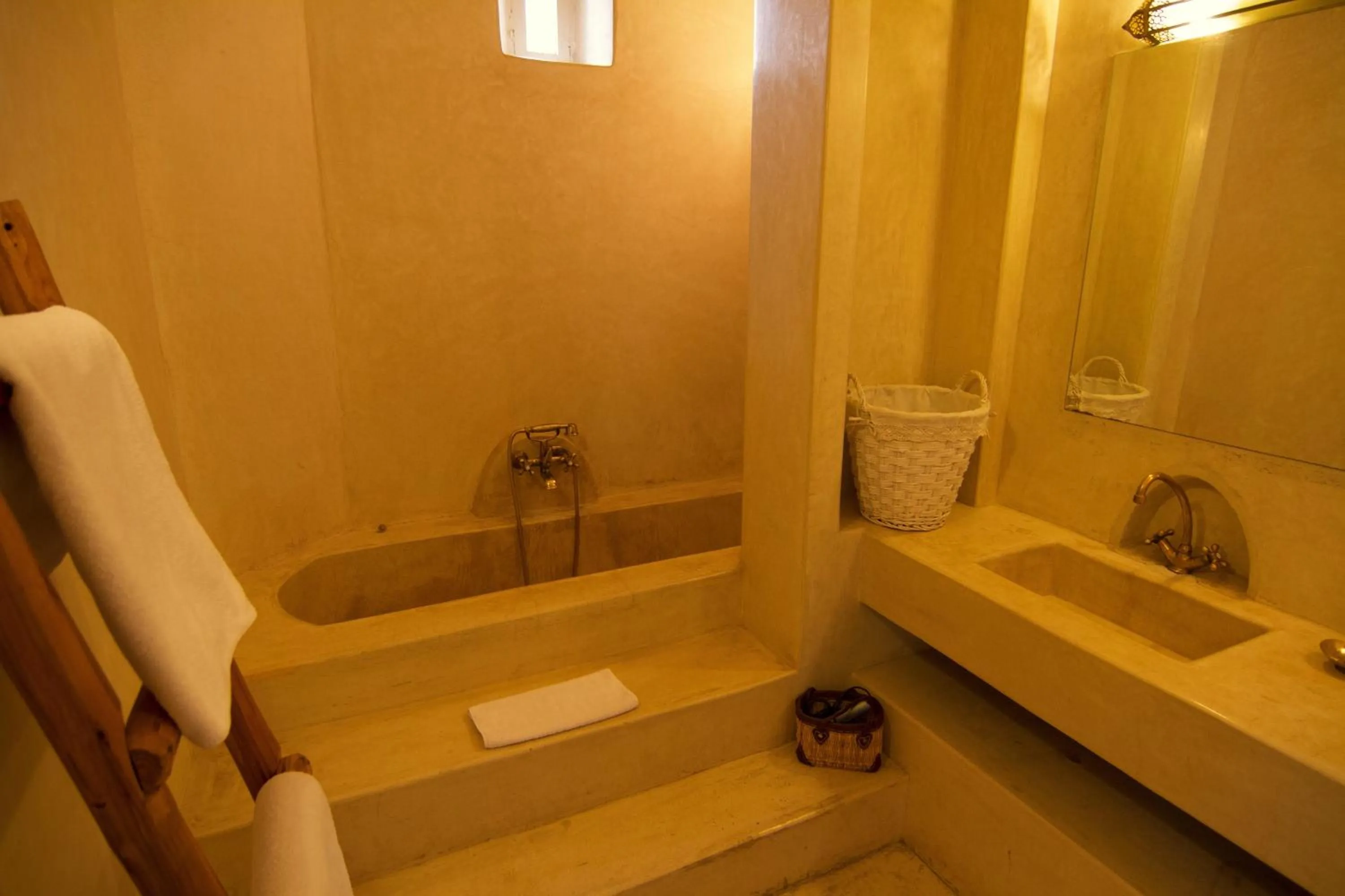 Bathroom in Dar Crystal