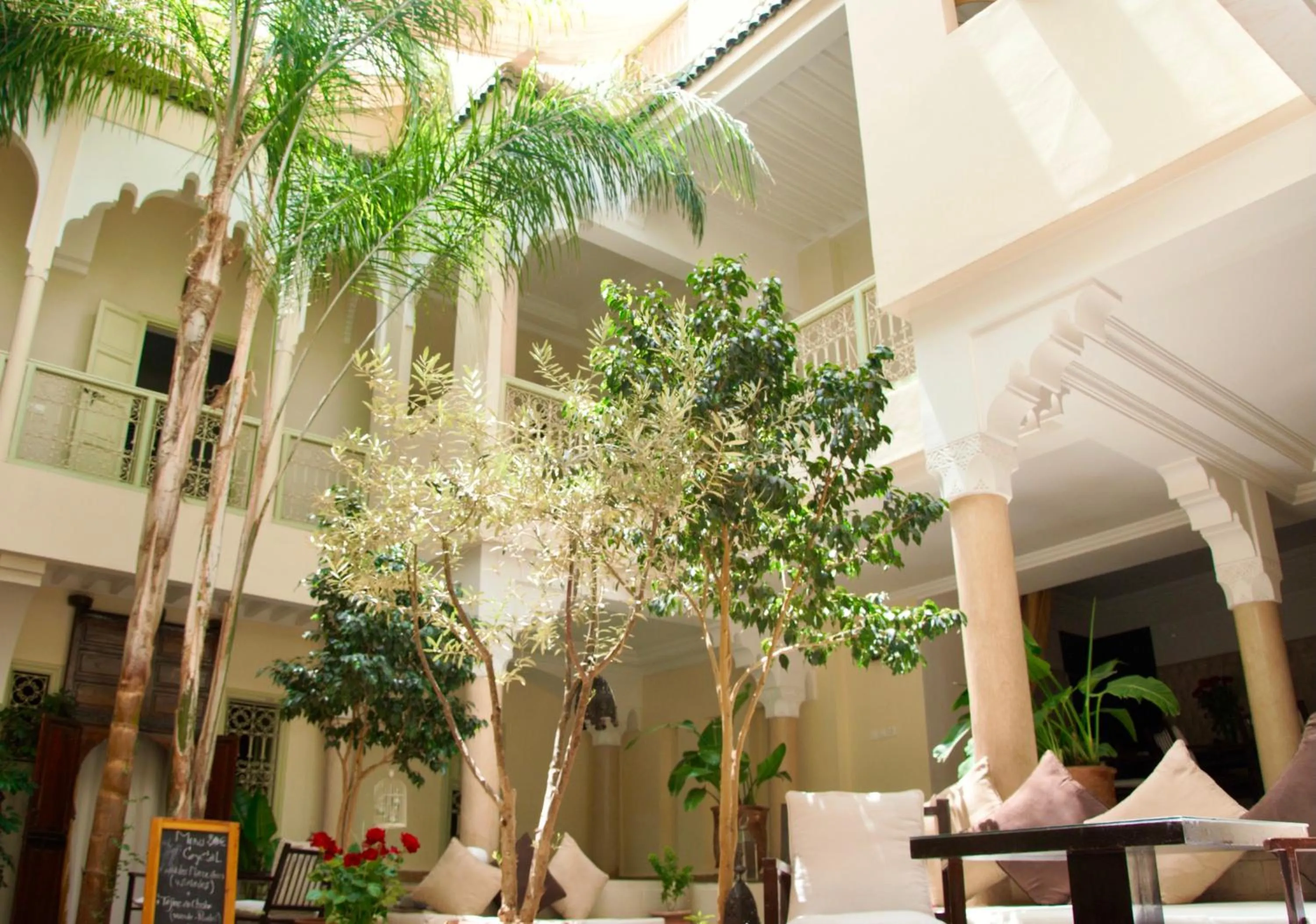 Patio in Dar Crystal