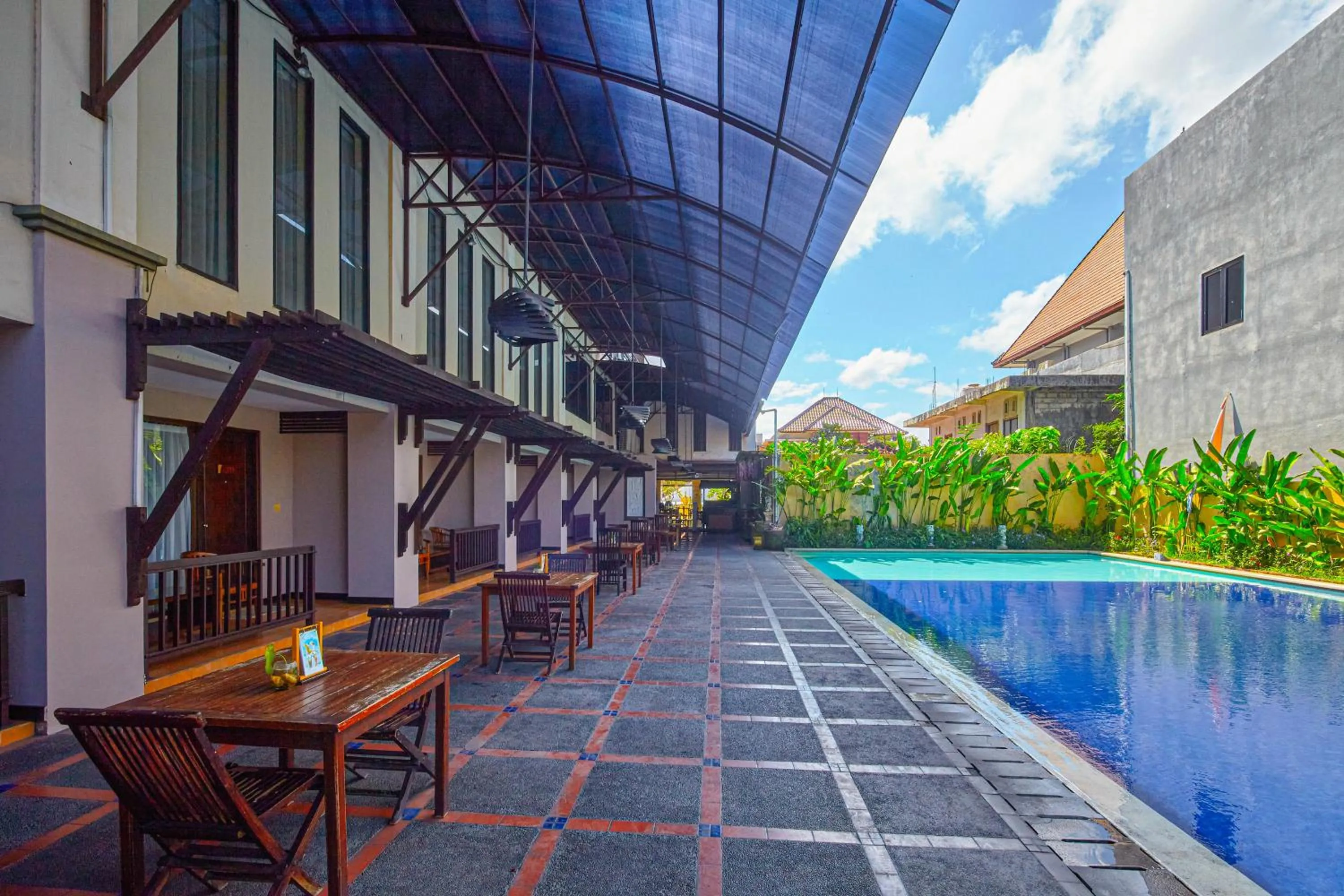 Swimming pool in Grand Santhi Hotel