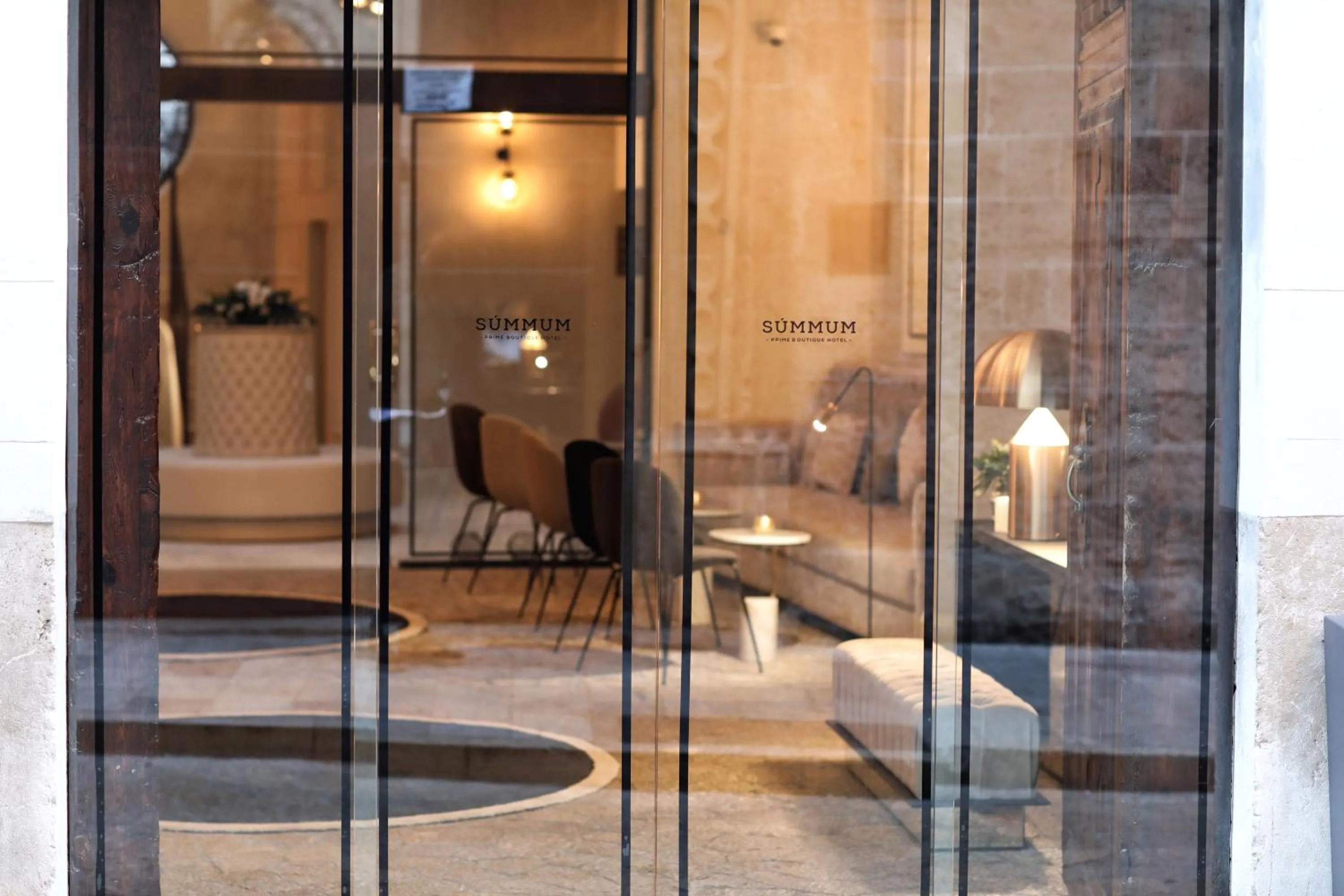 Lobby or reception in Summum Boutique Hotel, member of Meliá Collection