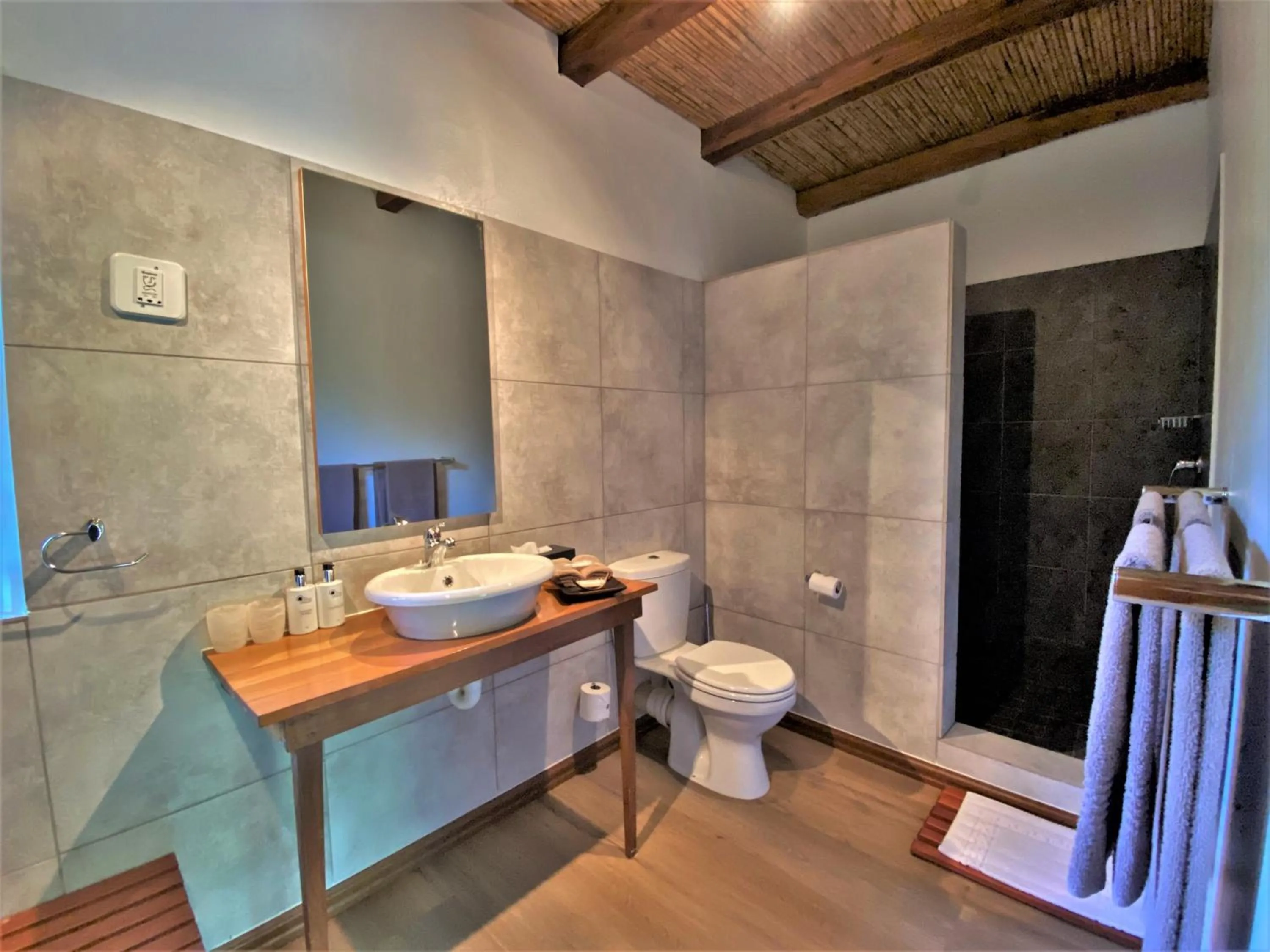 Bathroom in Swellendam Country Lodge - Guest House - B&B
