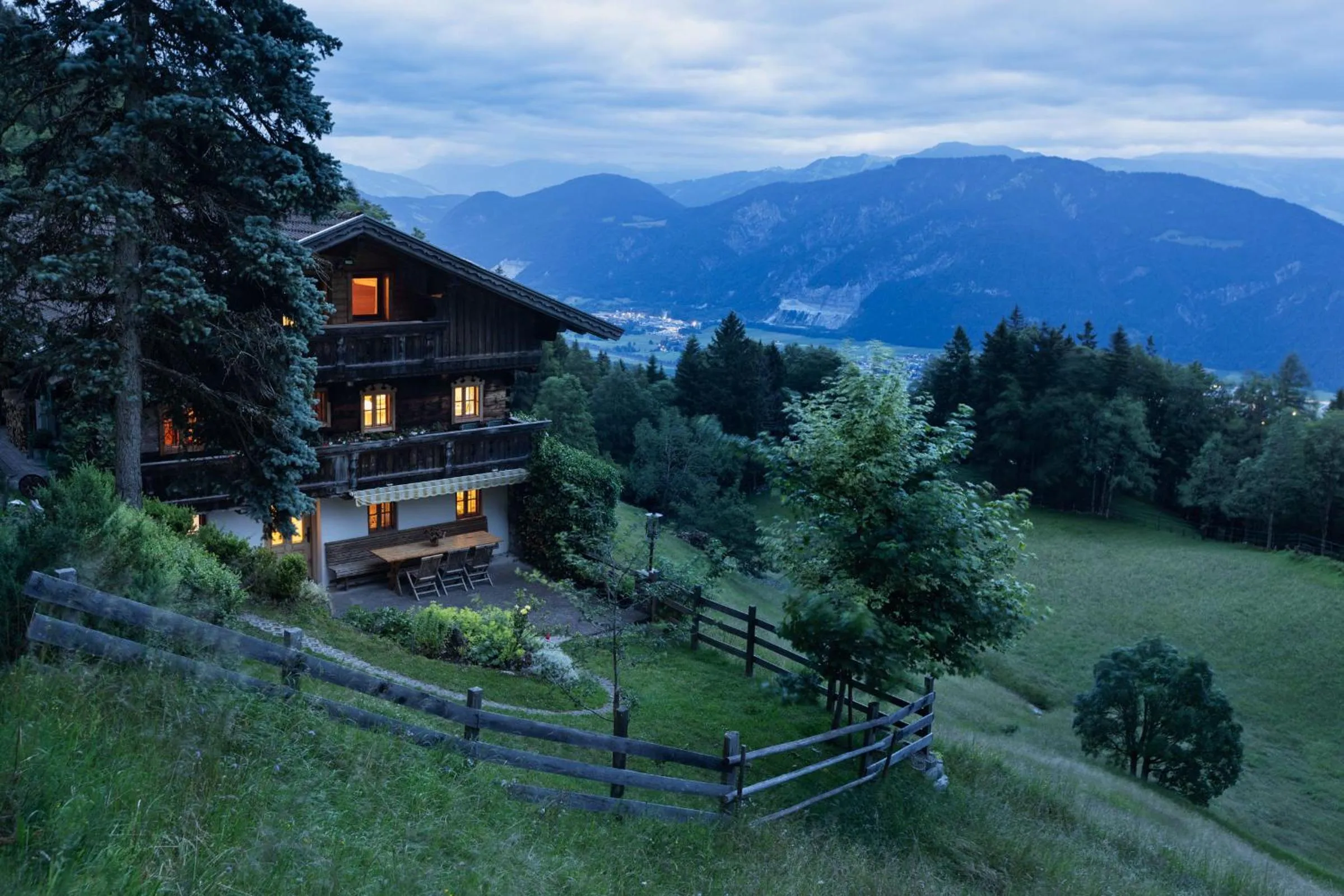 Property building in Das Pumphaus
