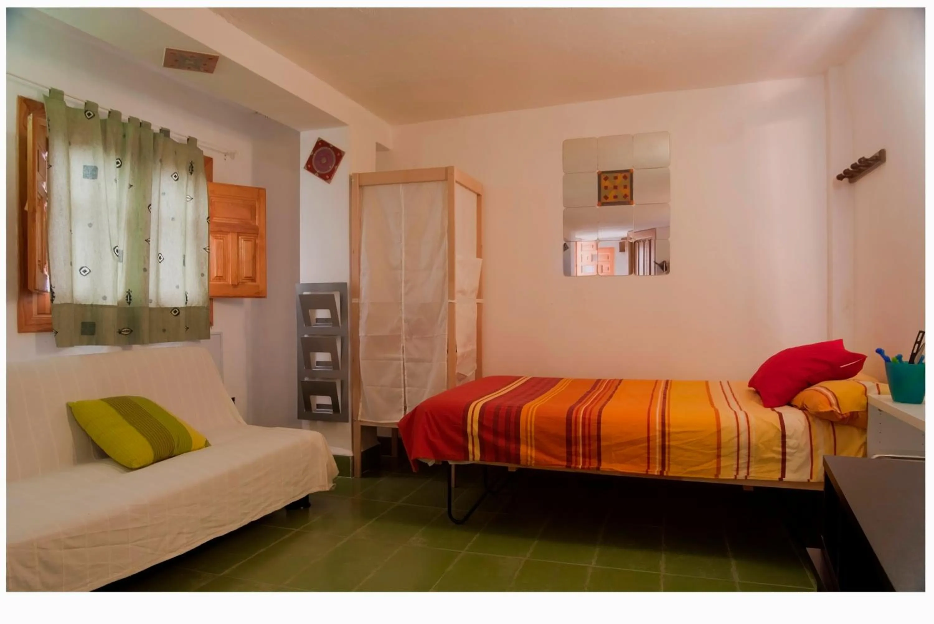 Bed in Golondrinas de la Alhambra