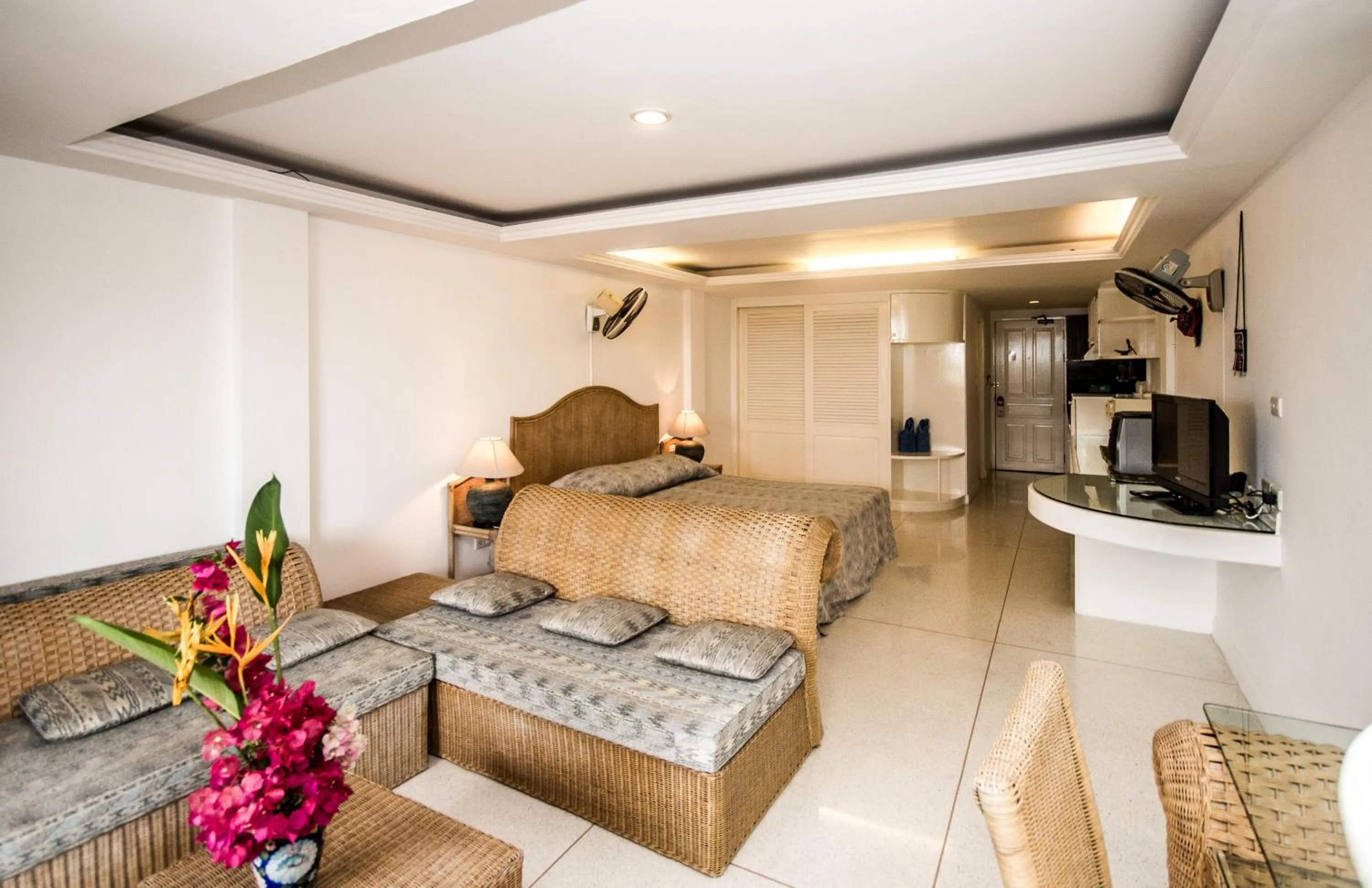 Bougainvillea Terrace House