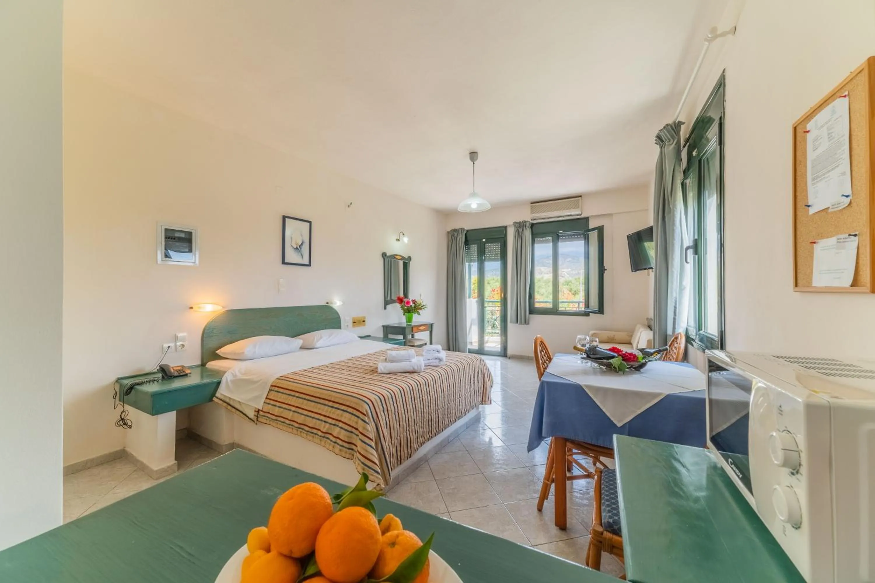 Photo of the whole room, Bed in Kastro Studios Apartments