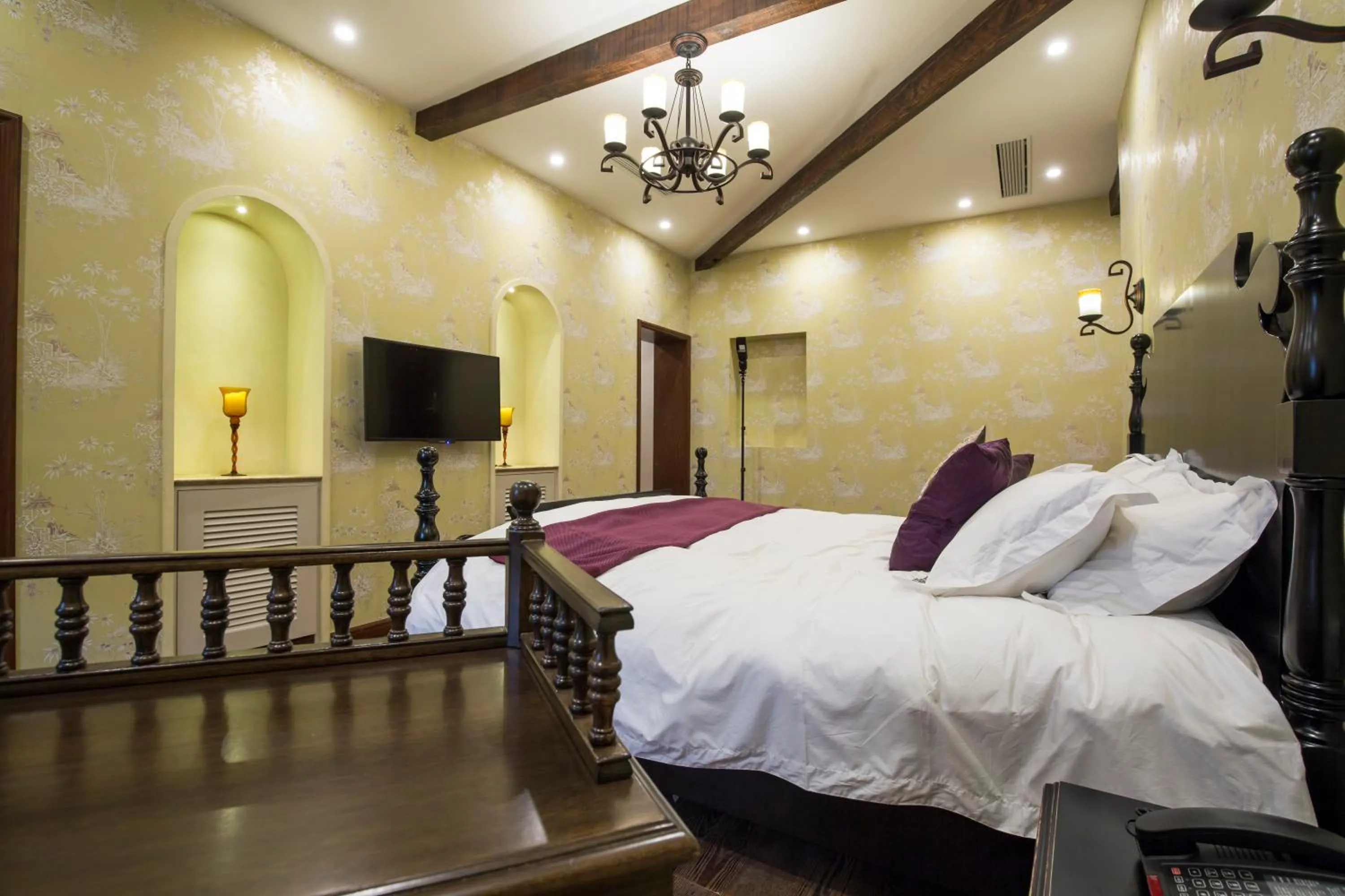 Bed in Soho Garden Hotel (Shanghai Huaihai Rd. Flagship)