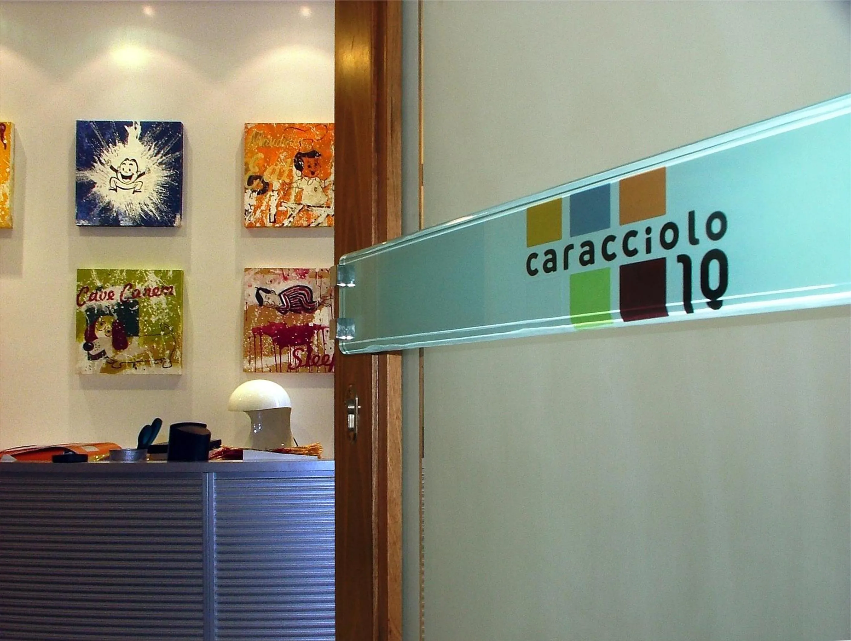 Property logo or sign in Caracciolo 10