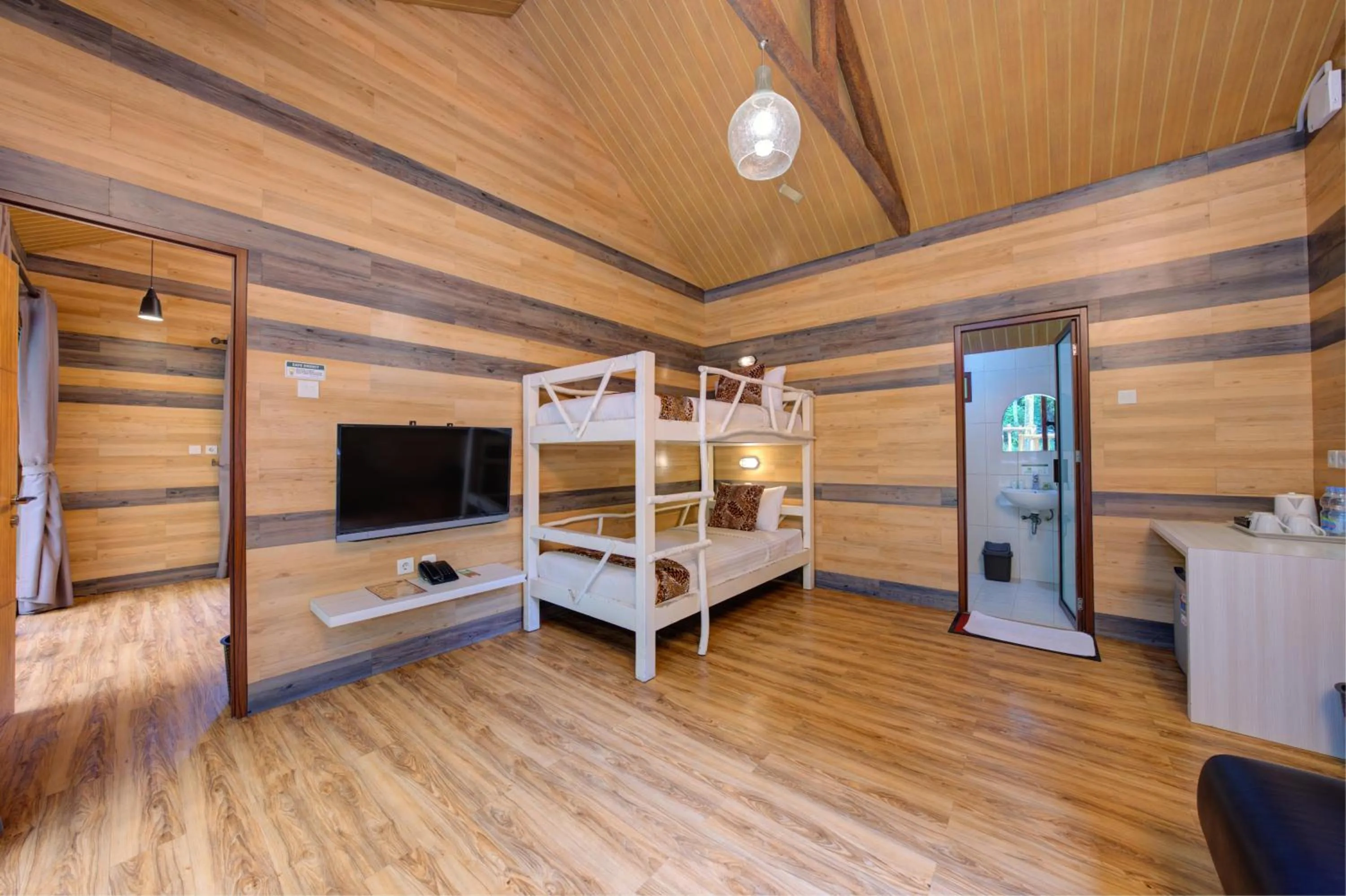 Living room, Bed in Safari Resort