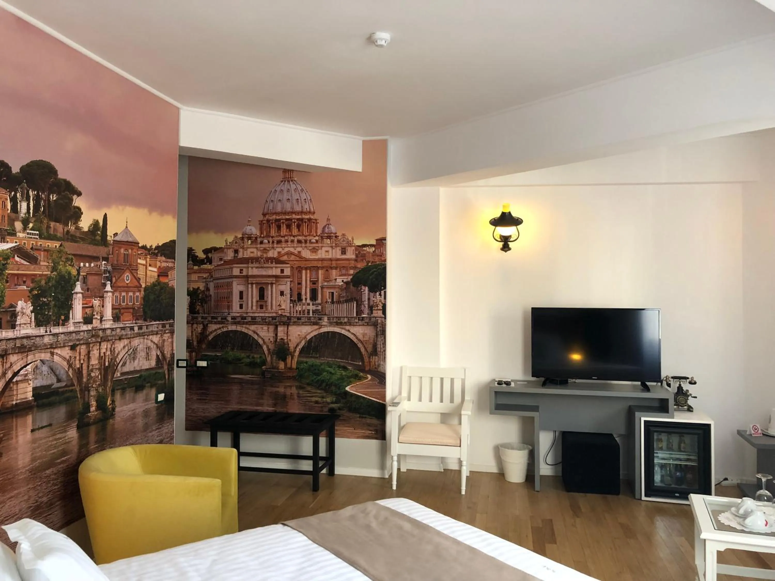 Bed in Ambra Boutique Hotel & Bistro